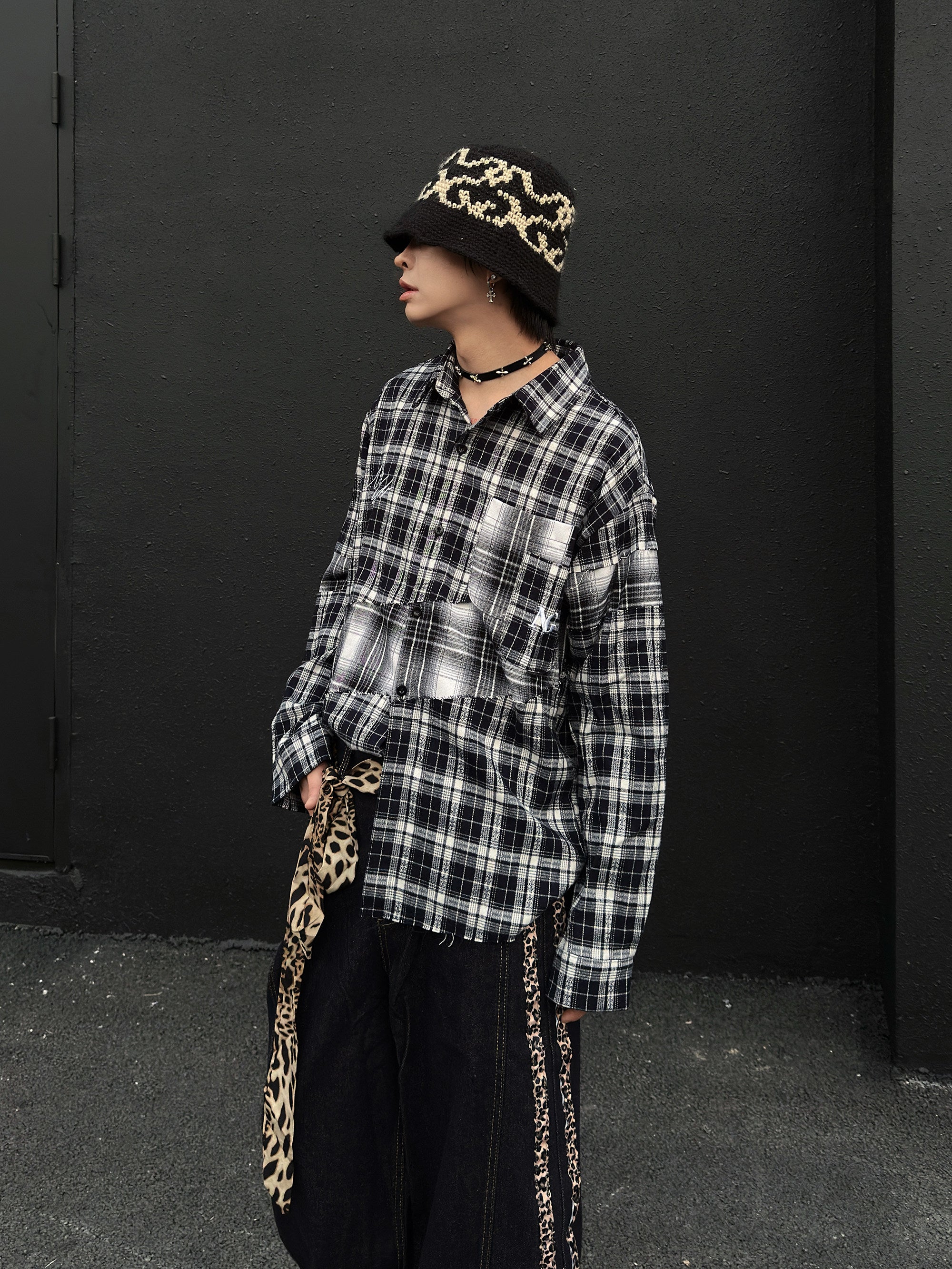 Camisa oversize de manga larga con estampado de cuadros y patchwork