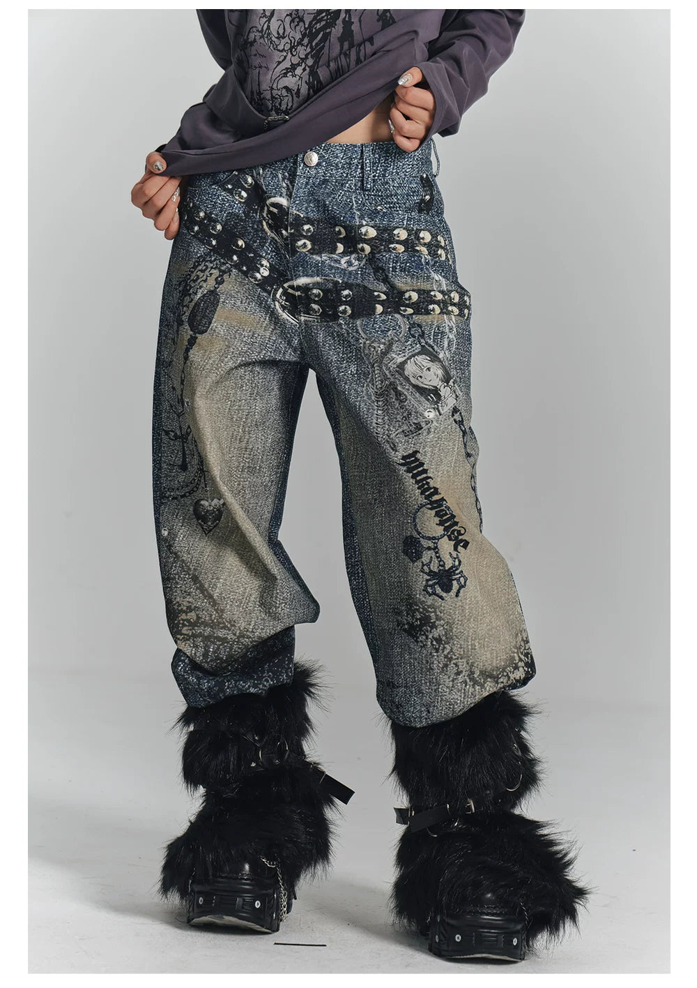 Chain Design Wide Leg Straight Denim Jeans