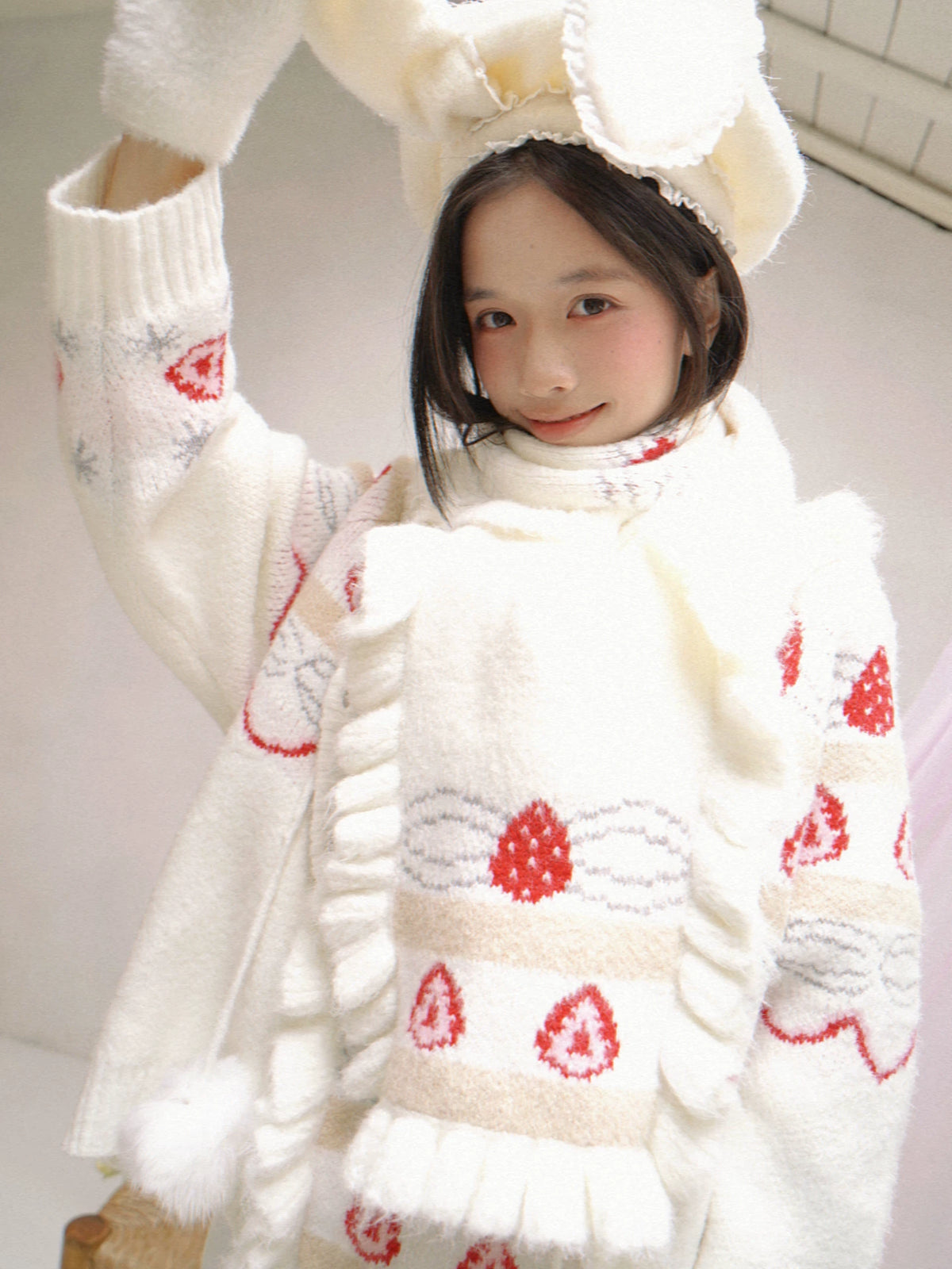 Strawberry Cake Jacquard Scarf