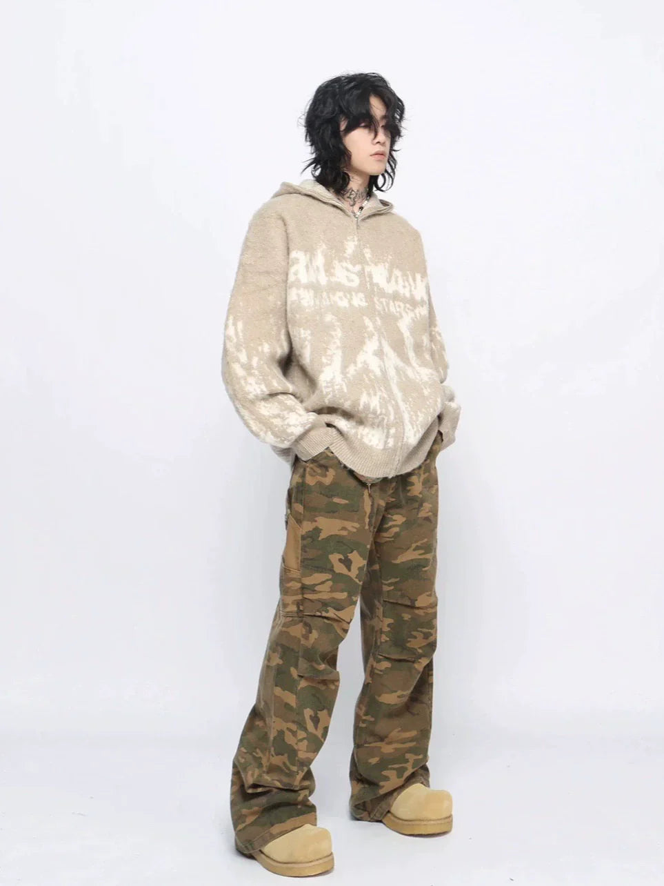 Oversize-Strickjacke mit Kapuze und Zottel