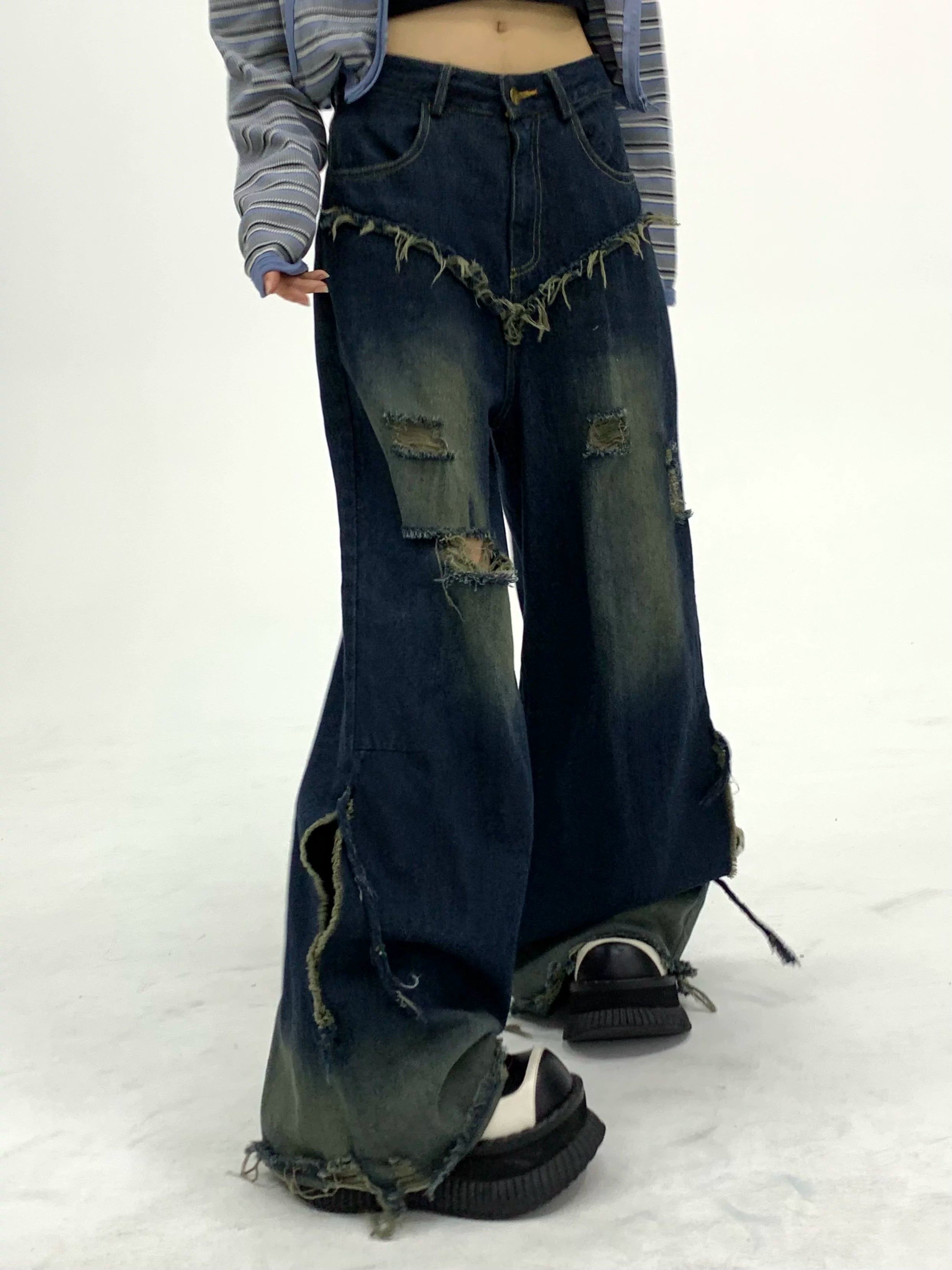 Washed Damage Fray Panel Wide Leg Denim Jeans