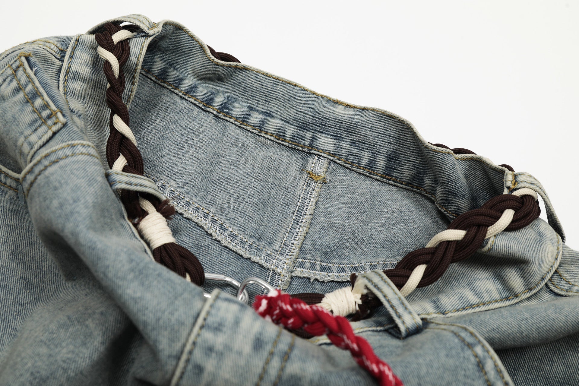 Belt Curved Wide Leg Denim Jeans