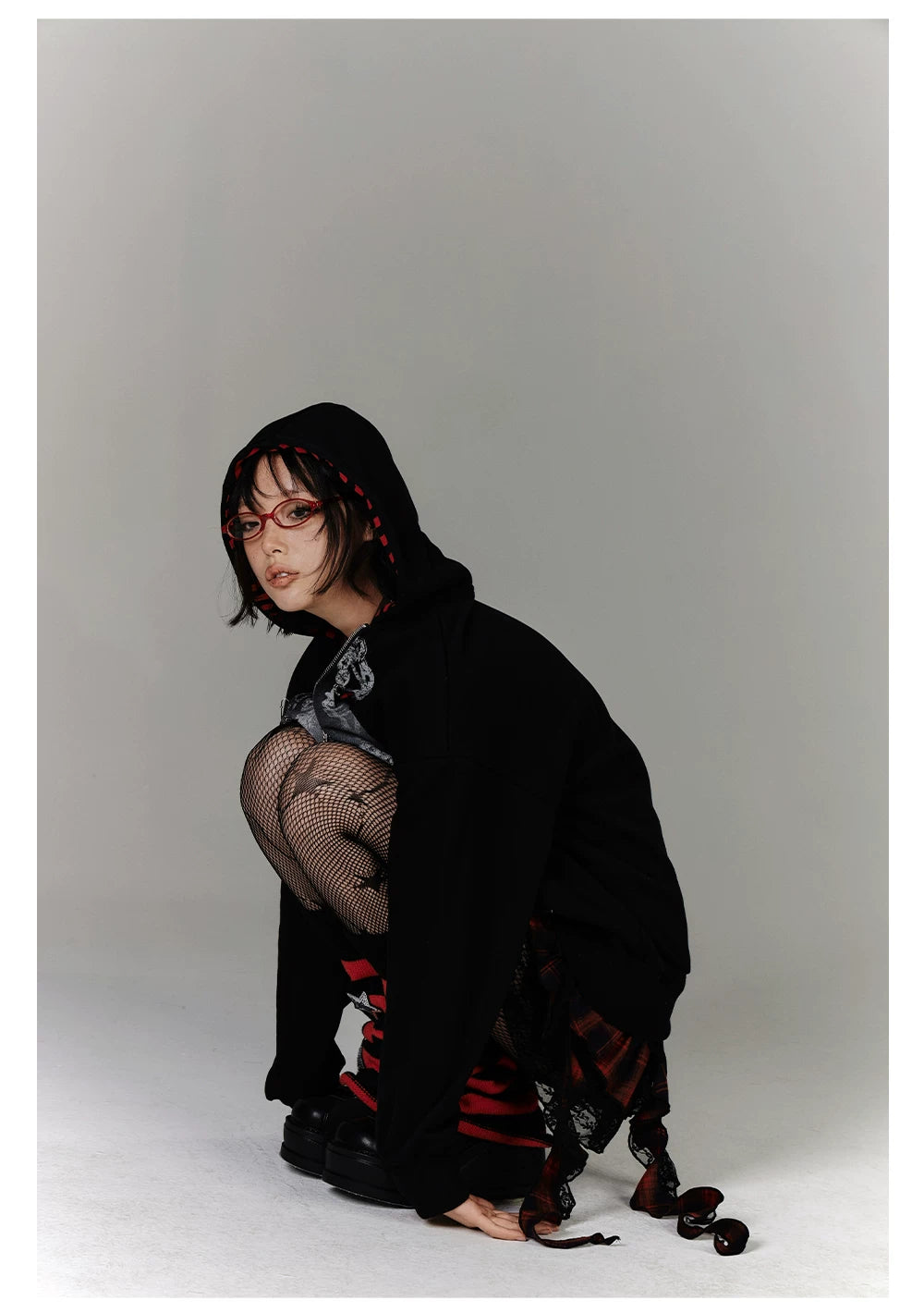 Fake Layered Zipper Stripe Oversize Pullover Hoodie