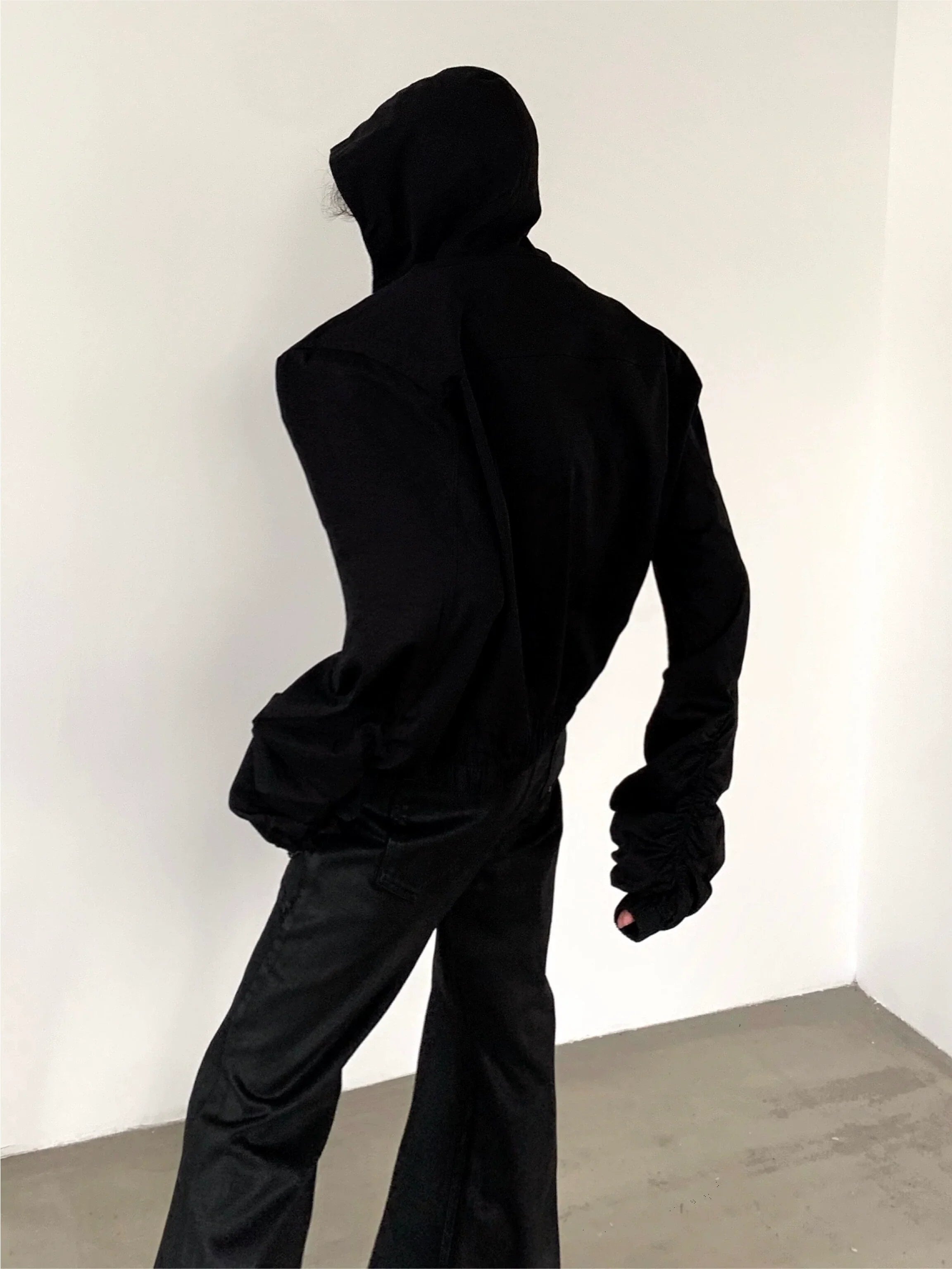 Short Hooded Long Sleeve Shirt