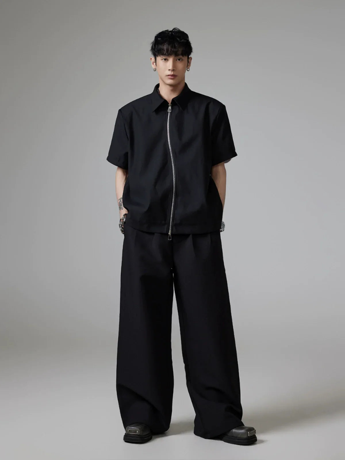 Oversize Stand Neck Zipper Short Sleeve Shirt