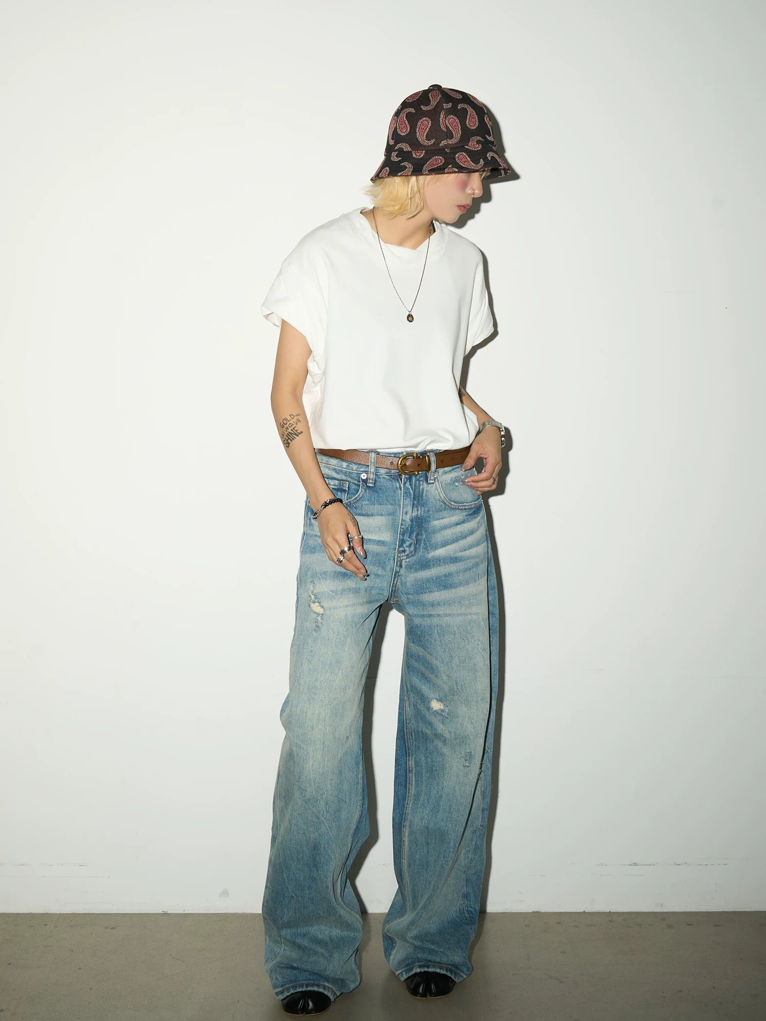 Wash Damage Straight Denim Jeans