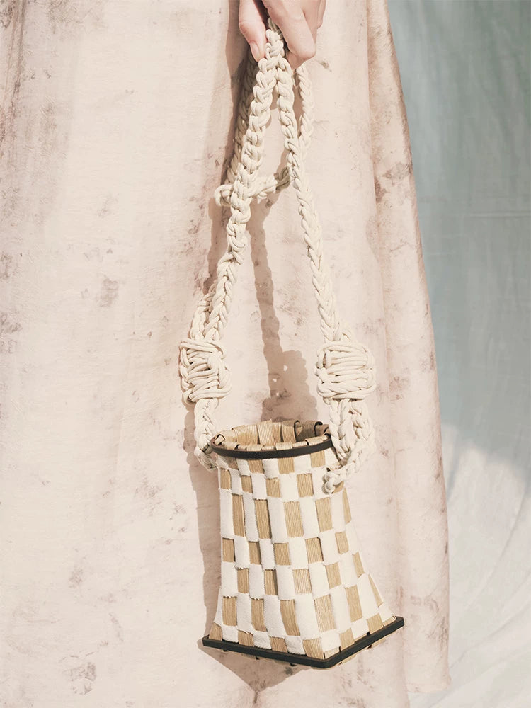 Paper Rattan Vase-Shaped Shoulder Bag