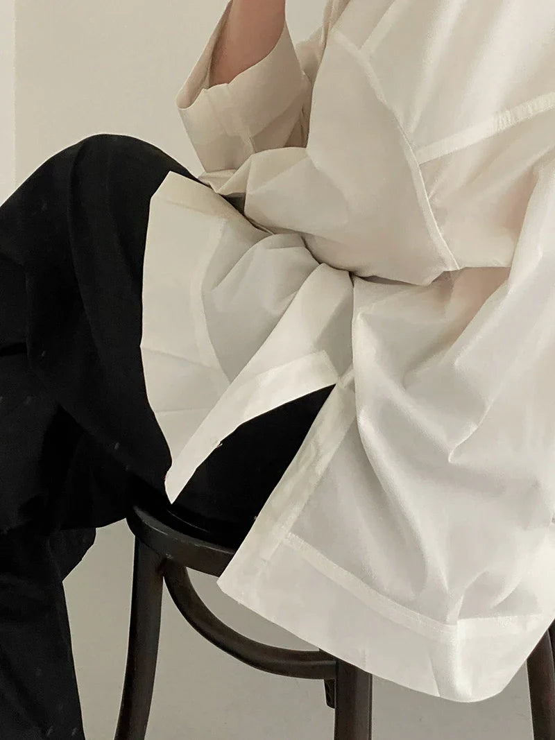 Camicia a maniche lunghe con scollo a V