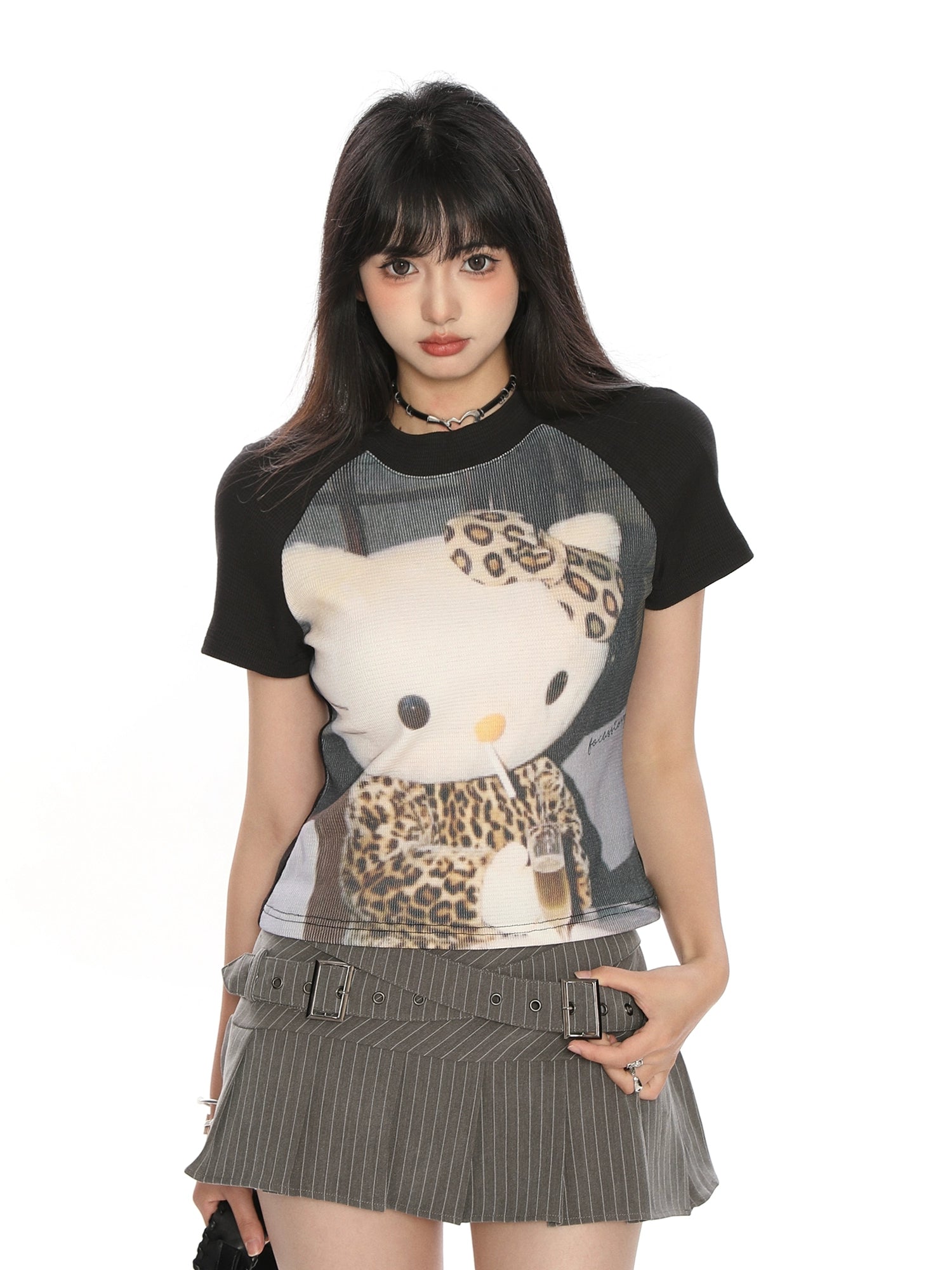 Top corto con estampado de leopardo y gatito