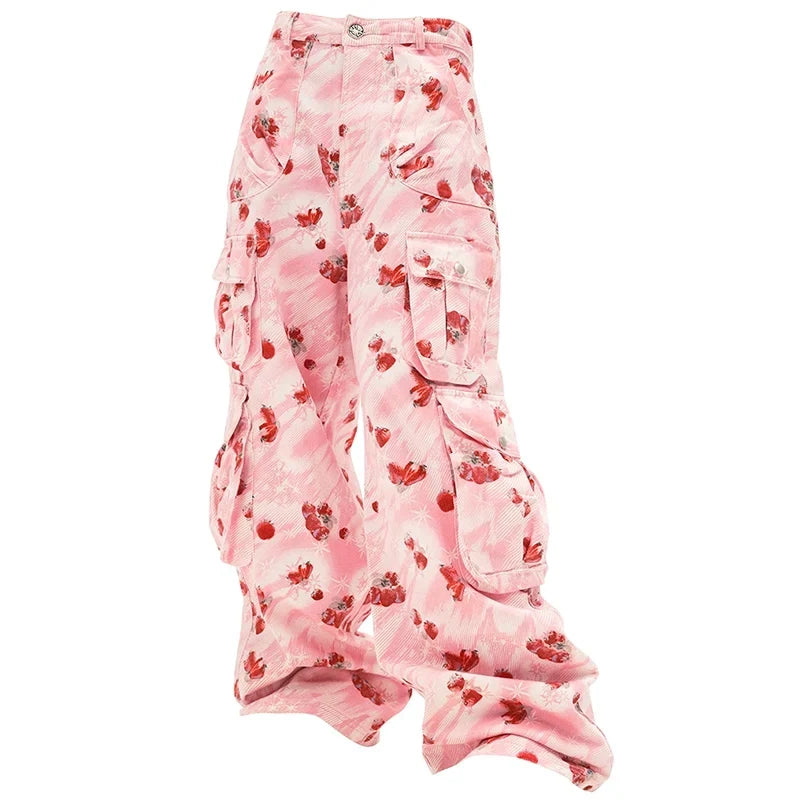 Jeans cargo de pierna ancha con estampado de fresas