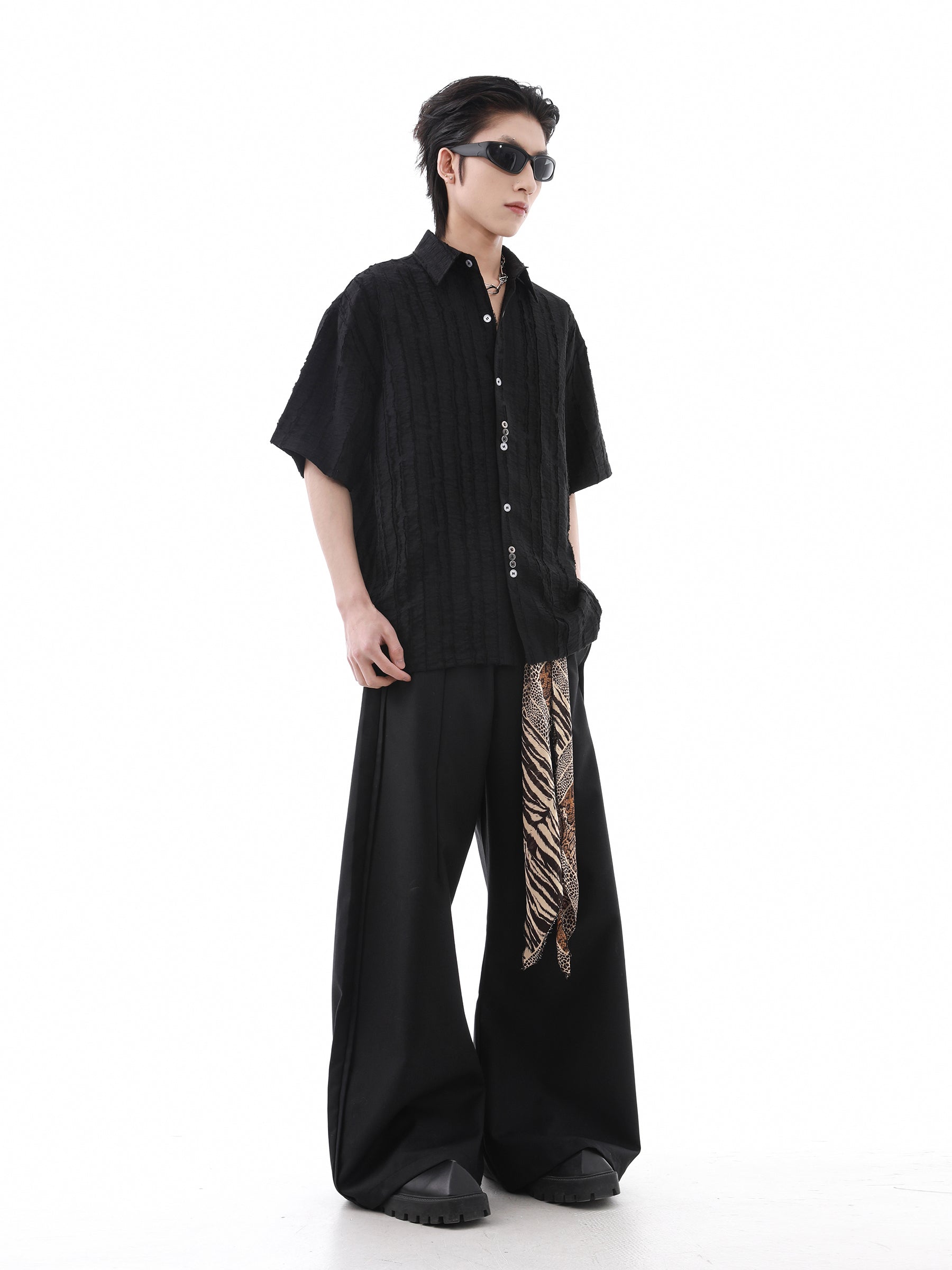 Texture Pleats Design Short Sleeve Shirt