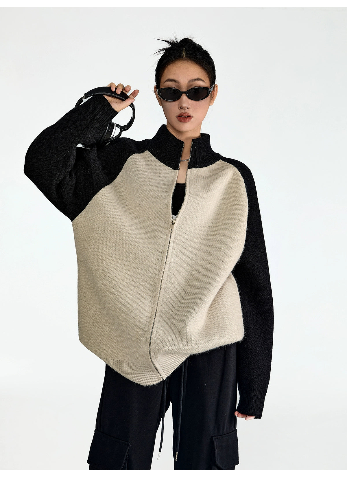 Single Pattern Knitted Cardigan