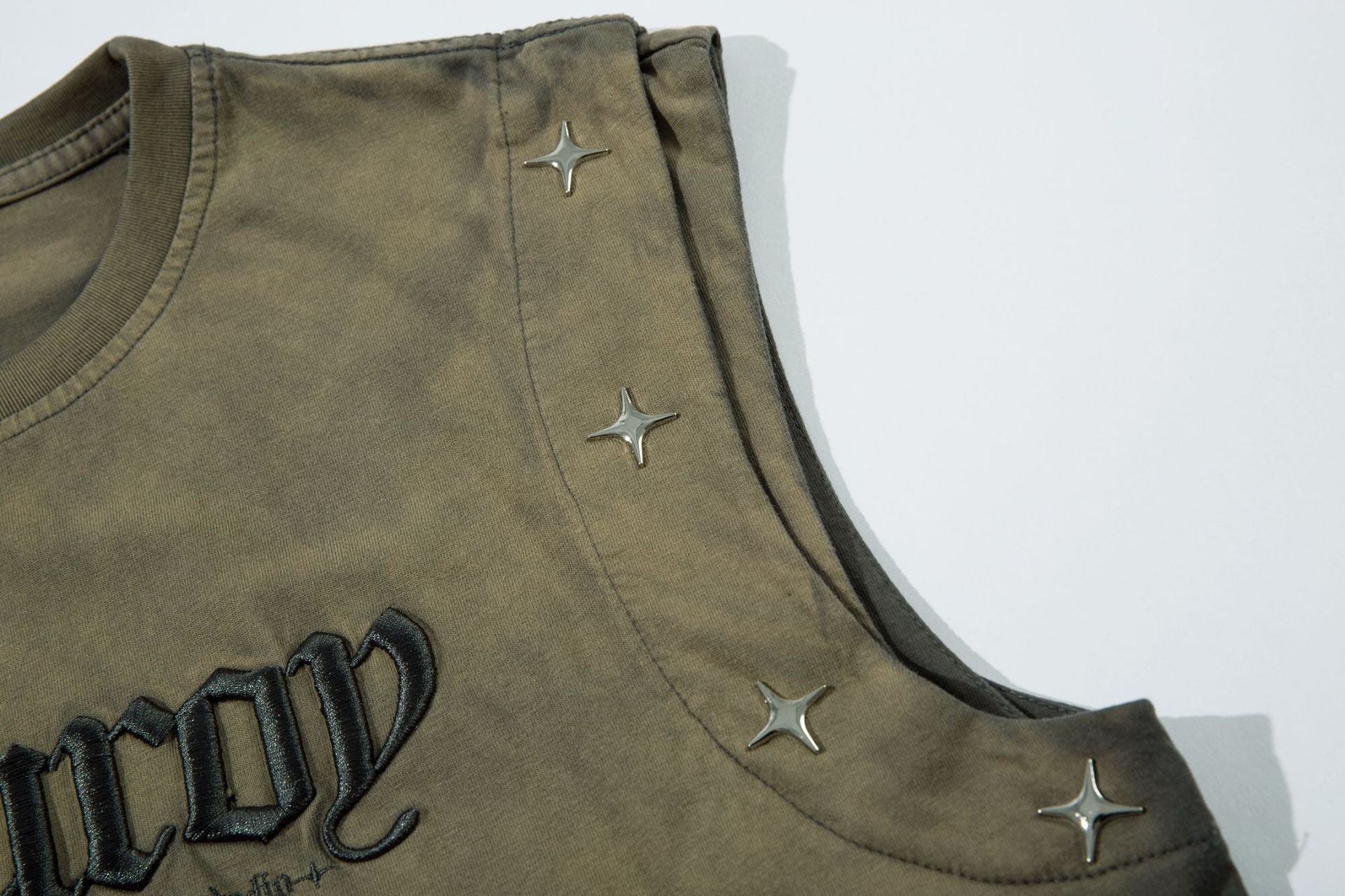 Gradient Star Studs Tank Top
