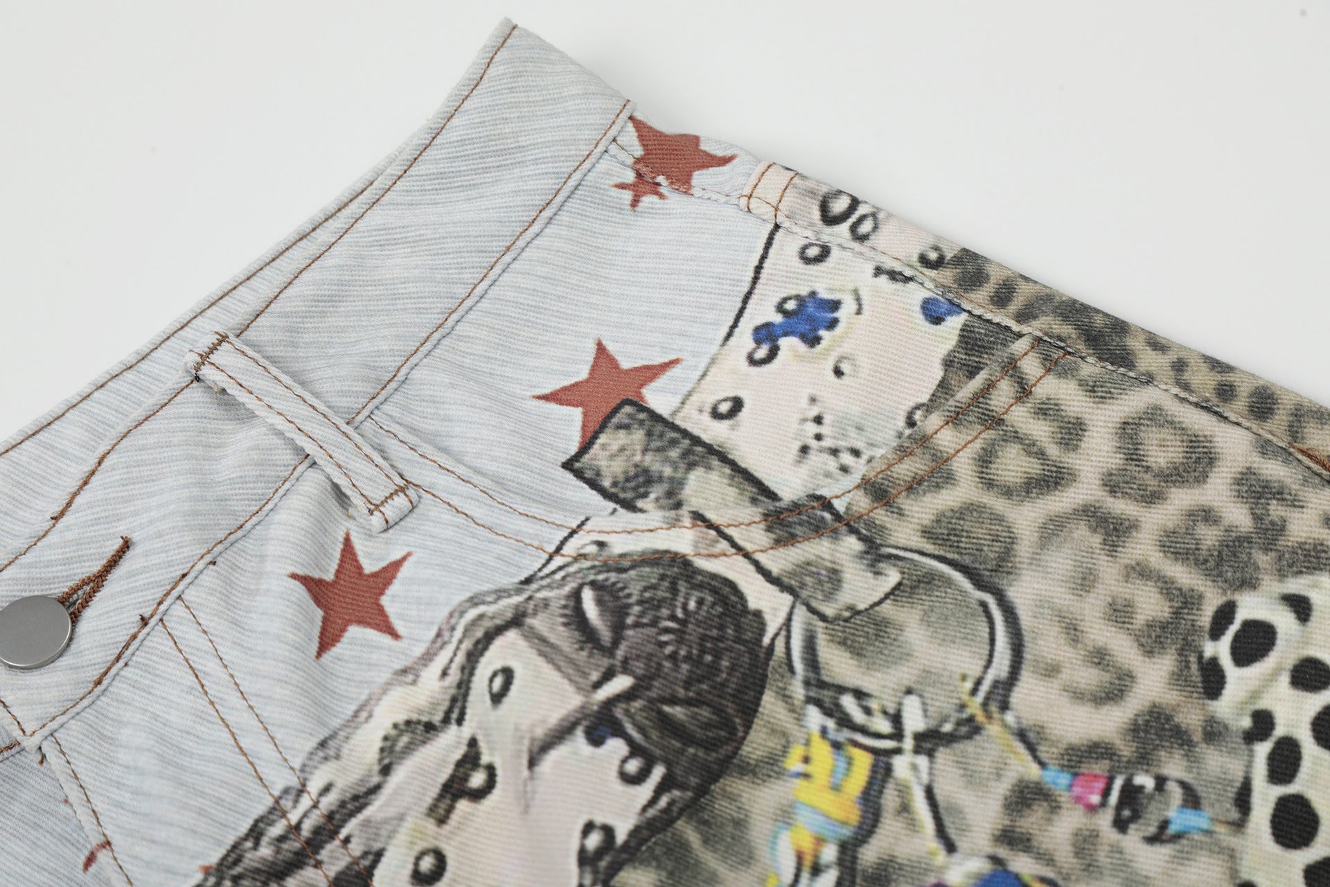 Allover Leopard Print Wide Leg Short Denim Jeans
