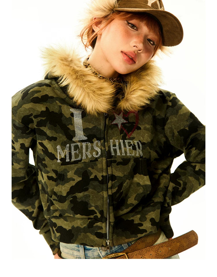 Camouflage Fake Fur Trim Star Patch Zipper Hooded Jacket
