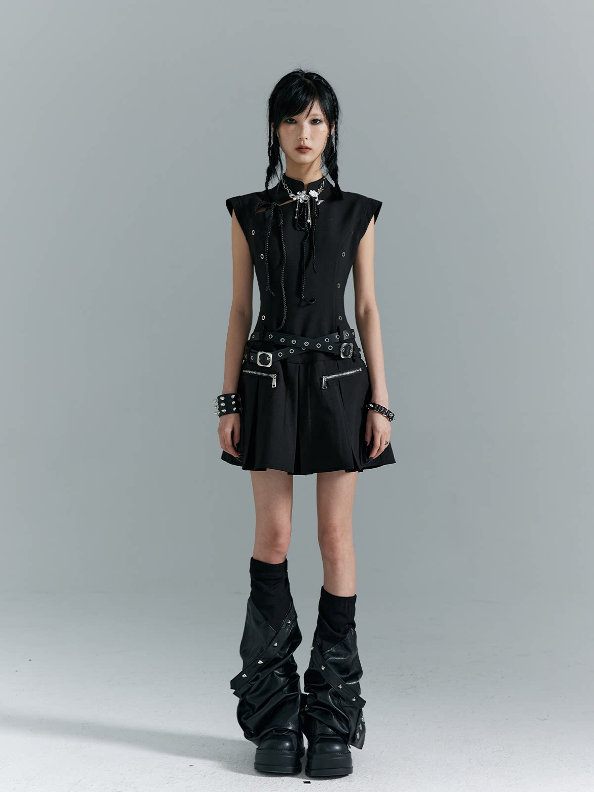 Cutout Pleats Qipao Sleeveless Dress With Belt