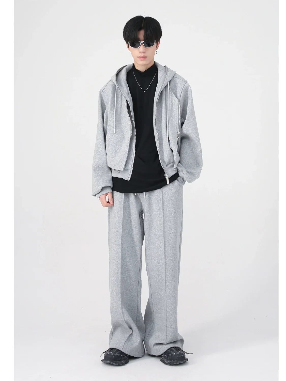Fake Layered Short Zipper Hoodie & Tuck-in Wide-Leg Sweatpants Setup