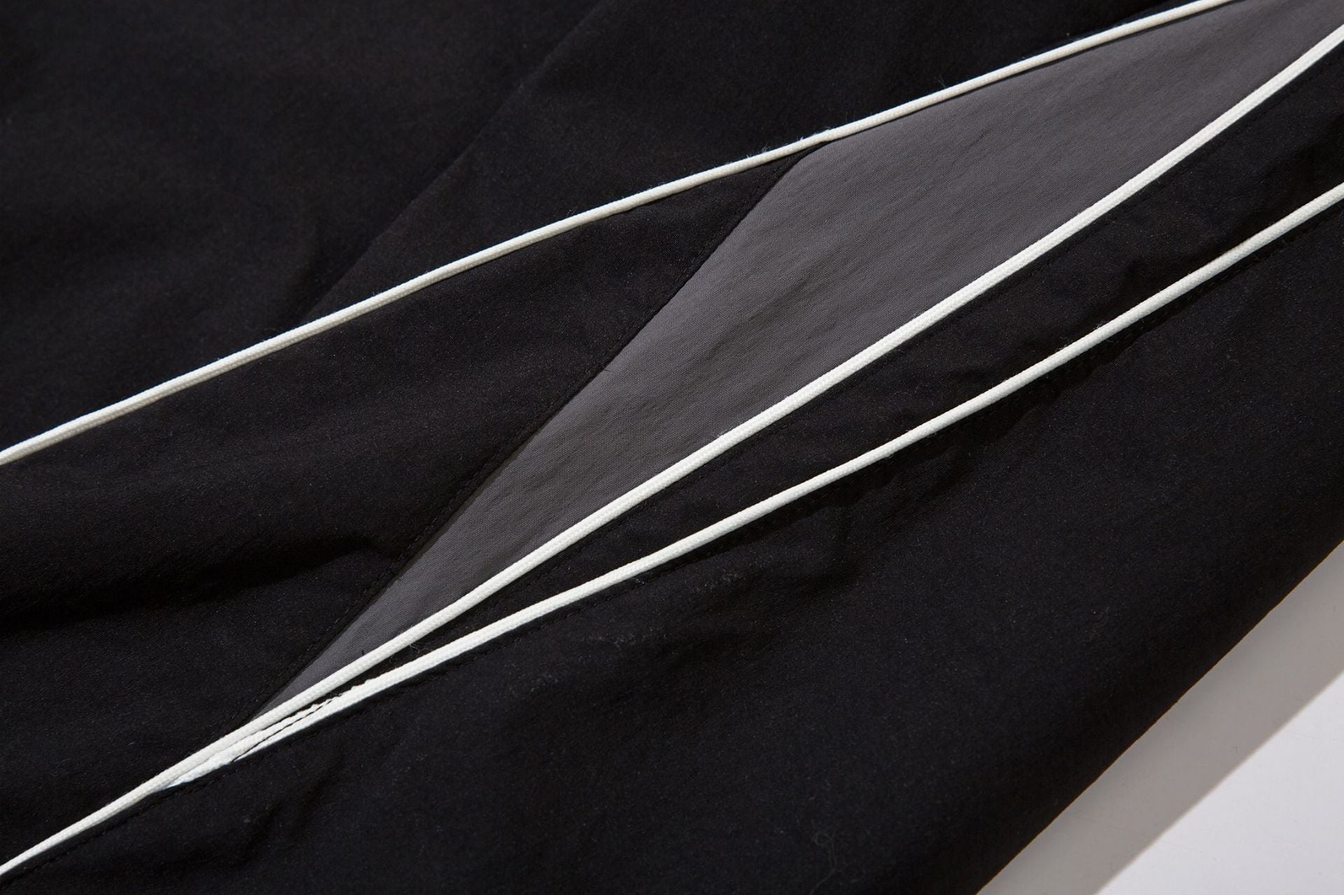 Utility Inlay Stitching Cargo Pants