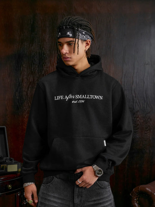 Sudadera con capucha y estampado de letras - Negro / S