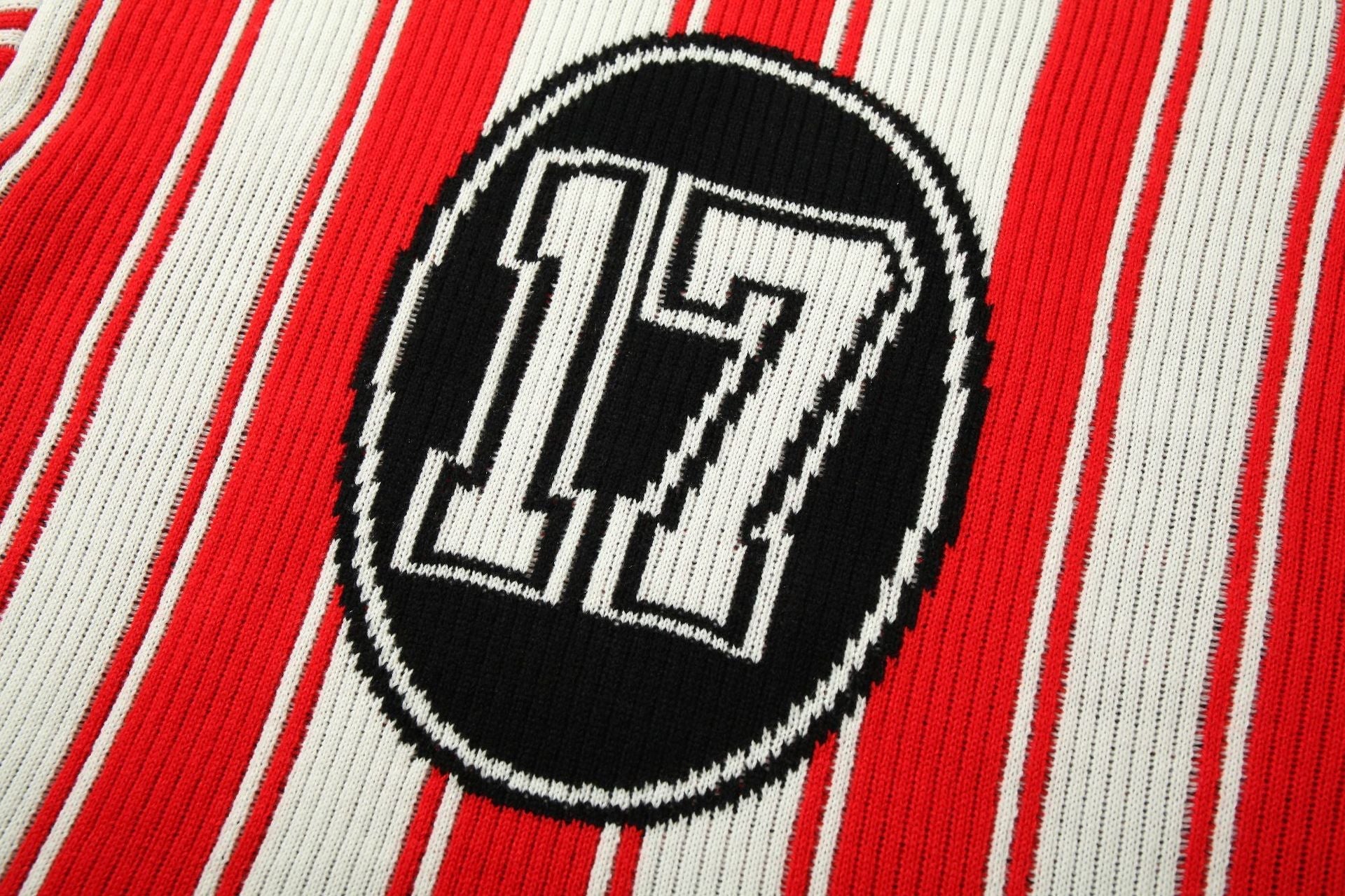 Number Stripe V-Neck Short Sleeve Knit T-shirt