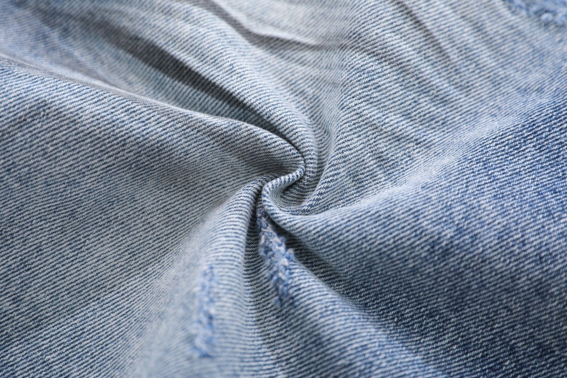 Frayed Damage Denim Jort