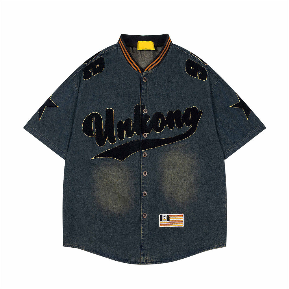 Camicia da baseball in denim vintage con lettere ricamate