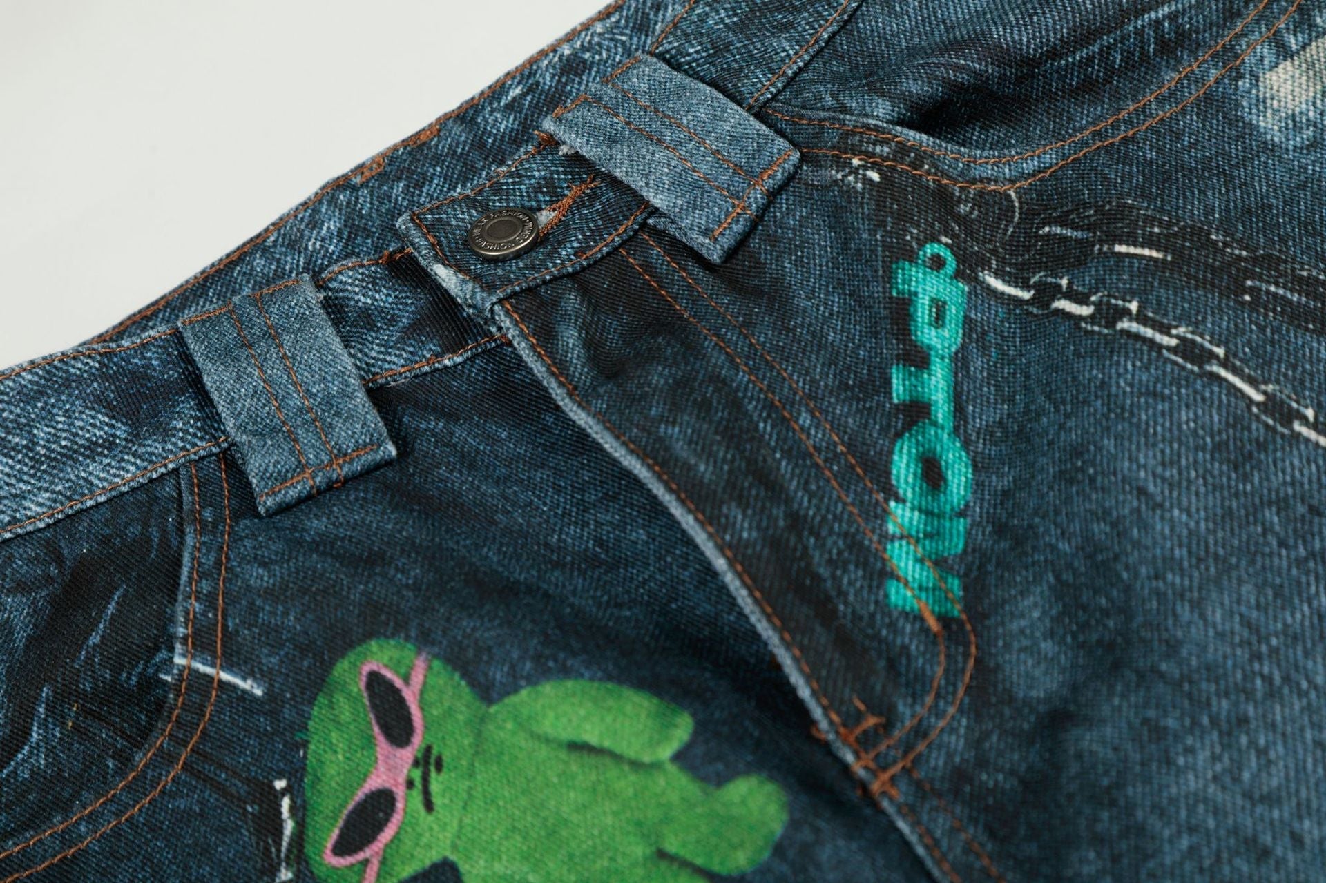Washed 3D Print Curved Wide Leg Denim Jeans