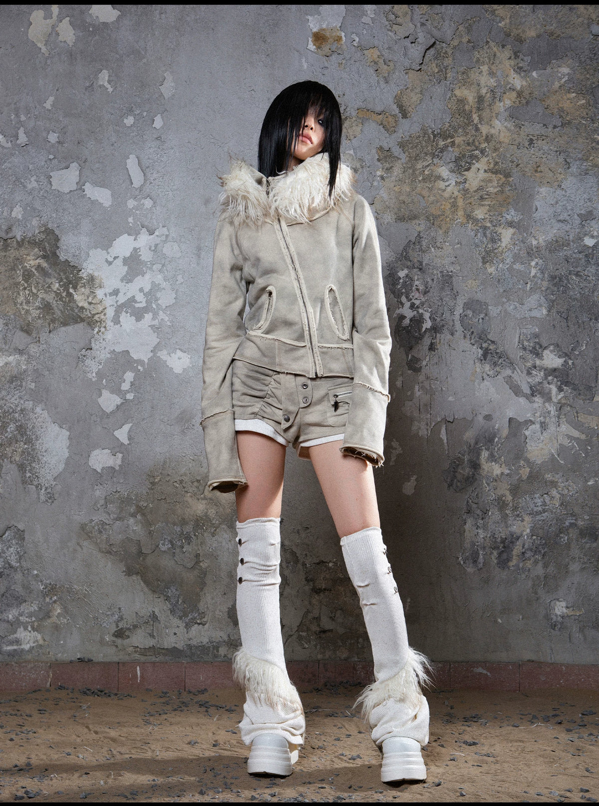 Fake Fur Collar Distressed Short Jacket