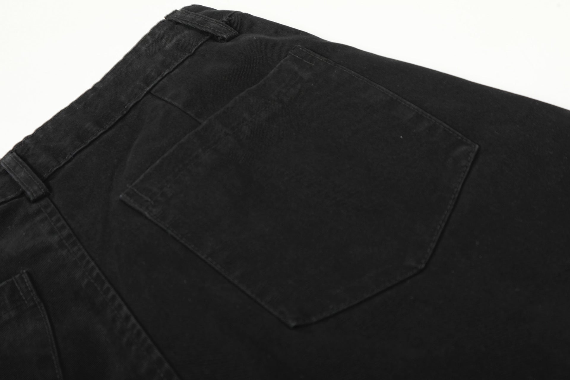 Metal Buckle Logo Print Cargo Cropped Jort