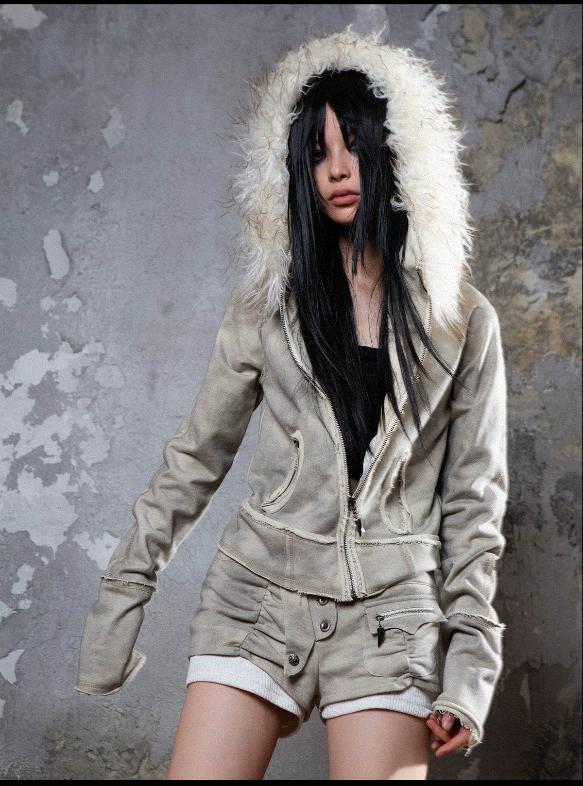 Fake Fur Collar Distressed Short Jacket