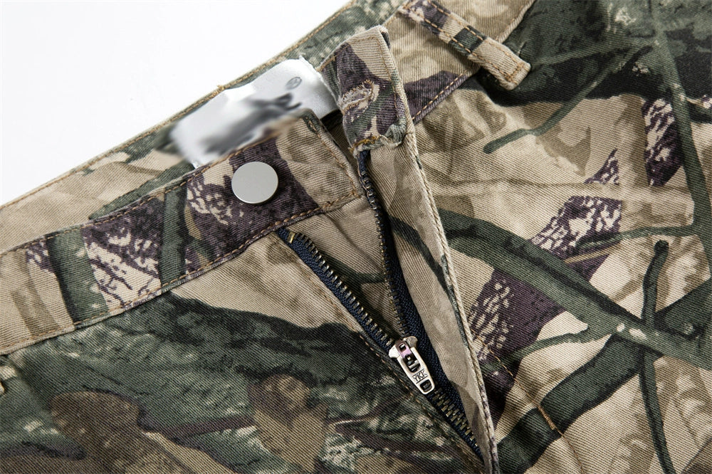 Leaf Camouflage Cargo Pants