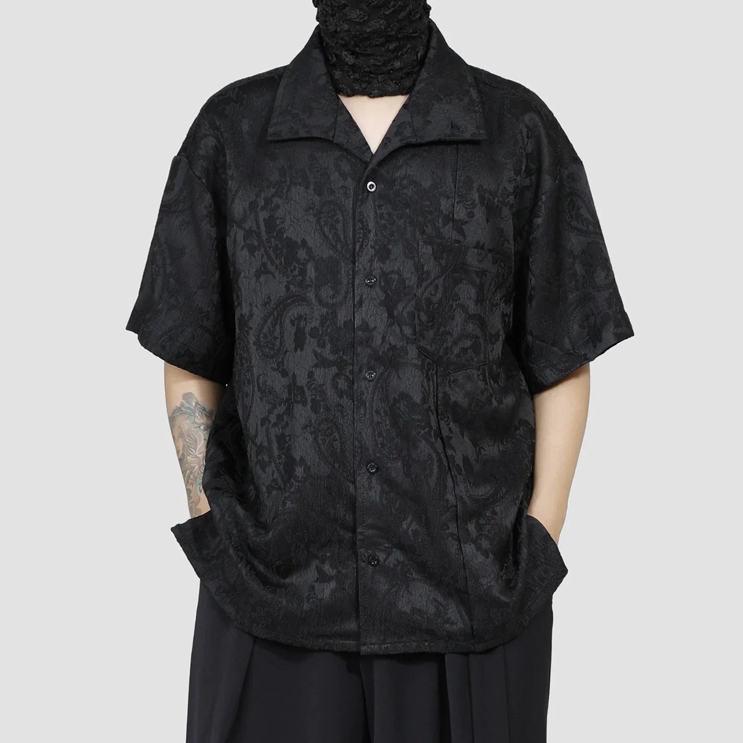 Side Slit Jacquard Short Sleeve Shirt