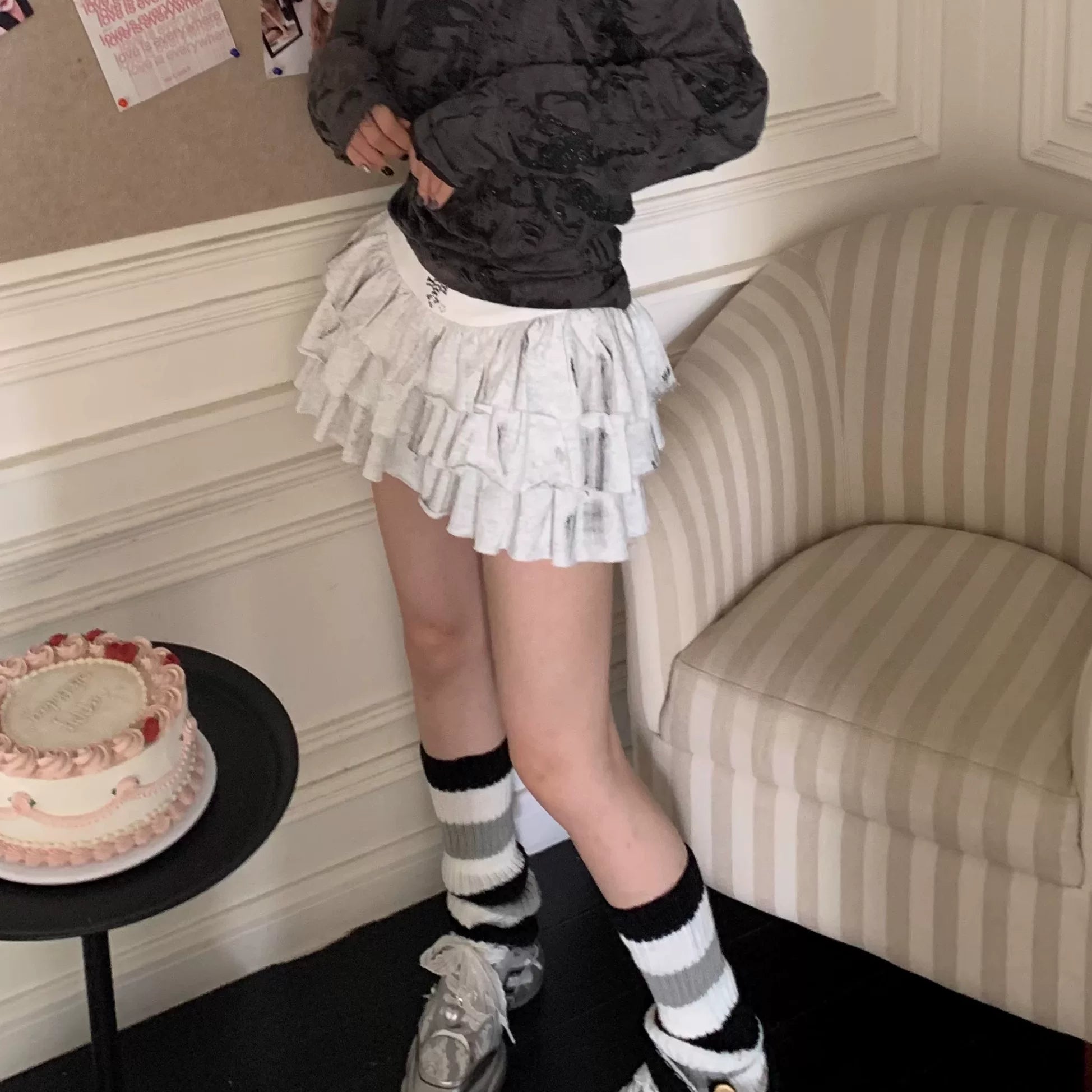 Tiered Ruffle Short Skirt