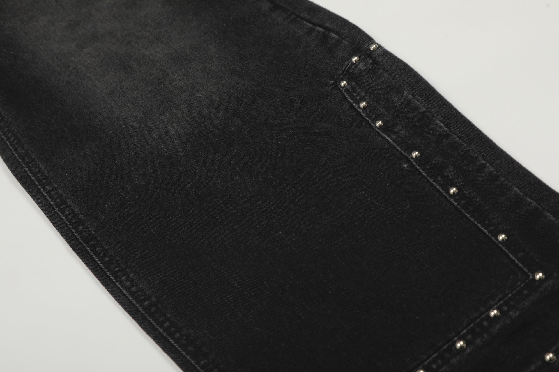 Washed Studs Detail Wide Leg Denim Jeans