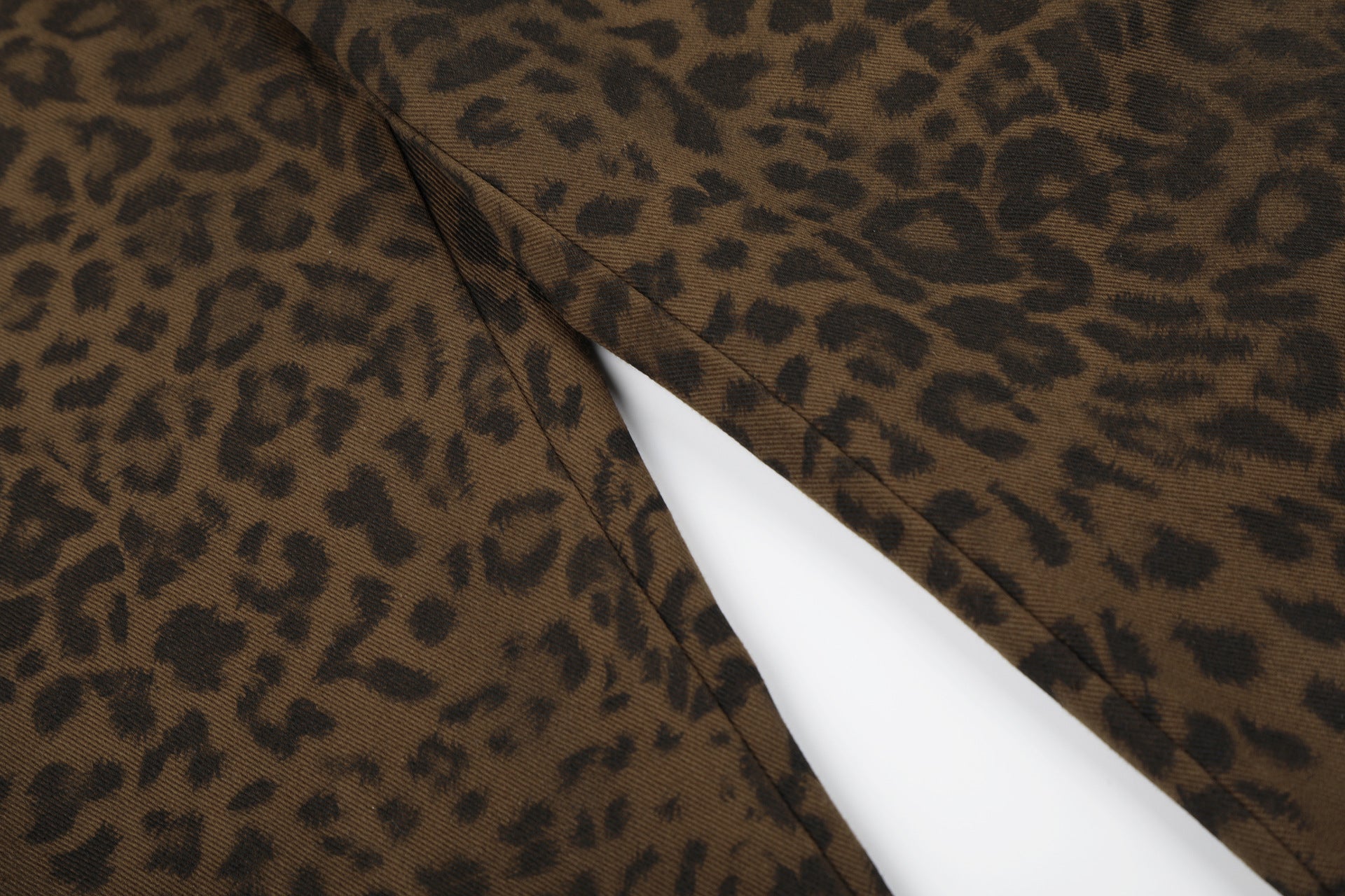 Leopard Print Curved Wide Leg Denim Jeans