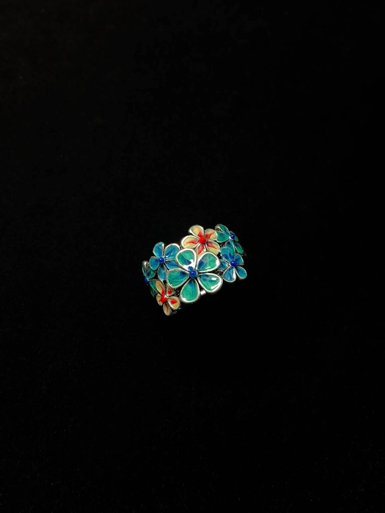 Vintage Enamel flowers ring