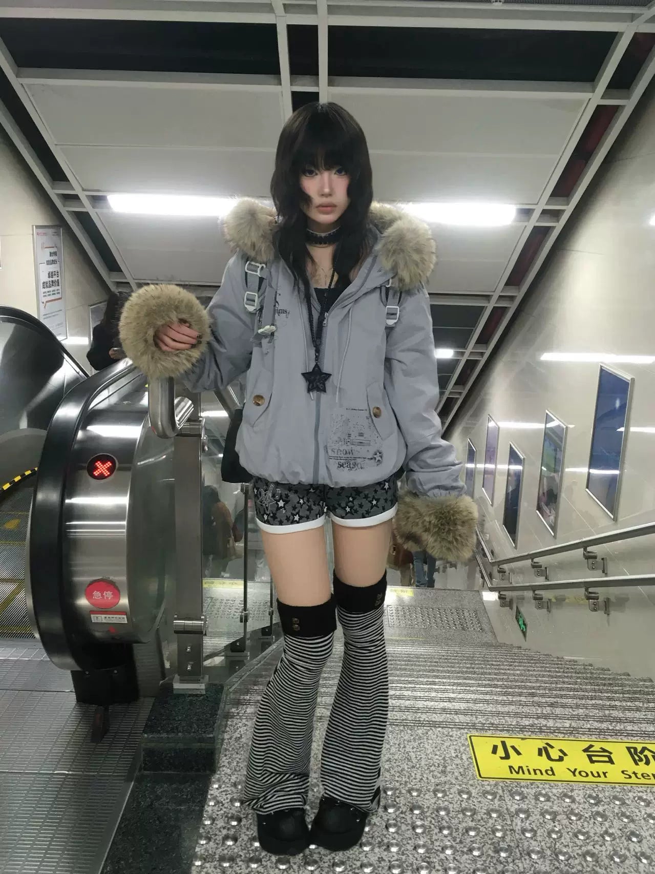 Fake Fur Trim Graphic Print Oversize Hooded Jacket