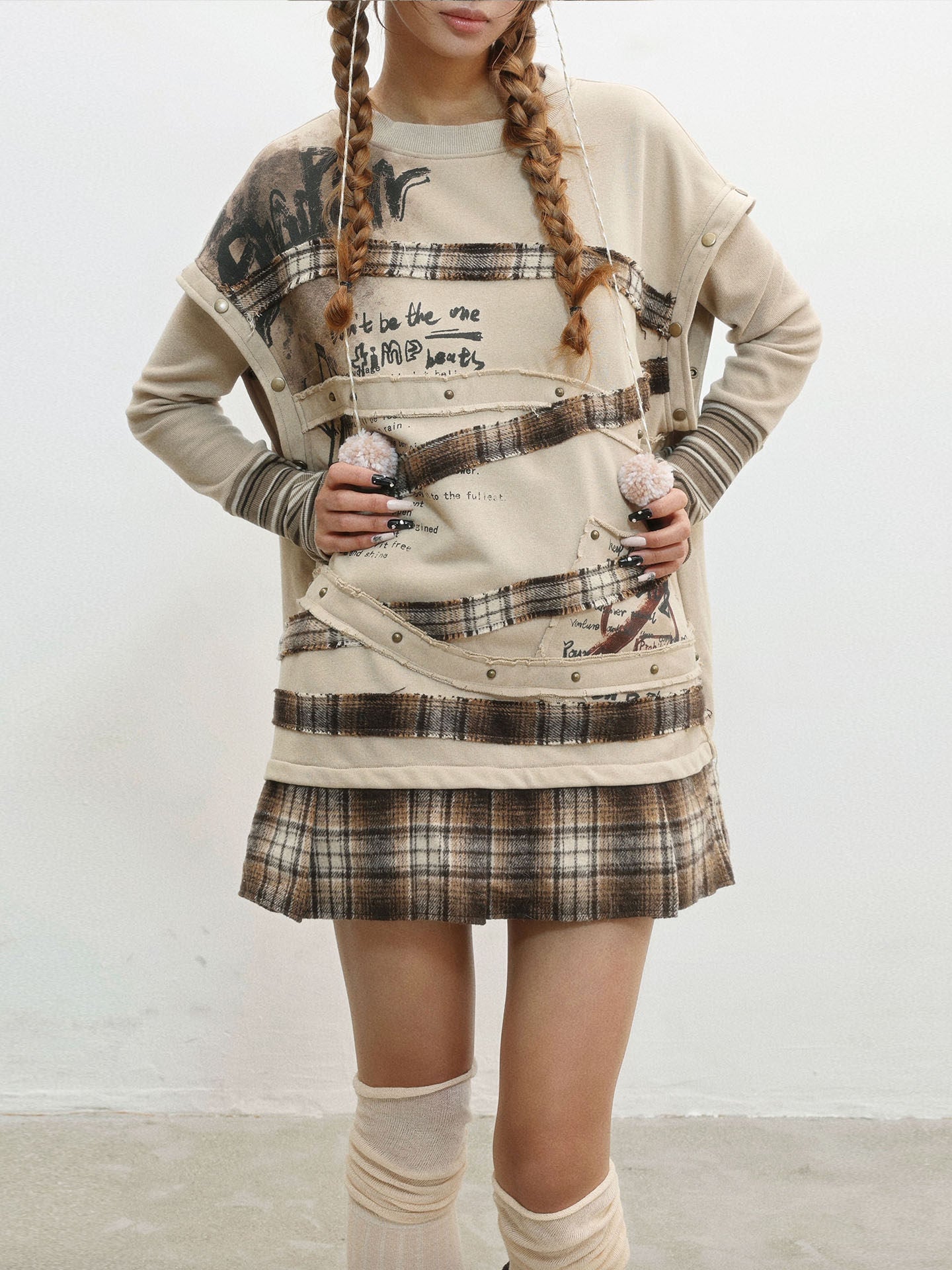 Wasteland Print Detachable Sleeve Sweatshirt