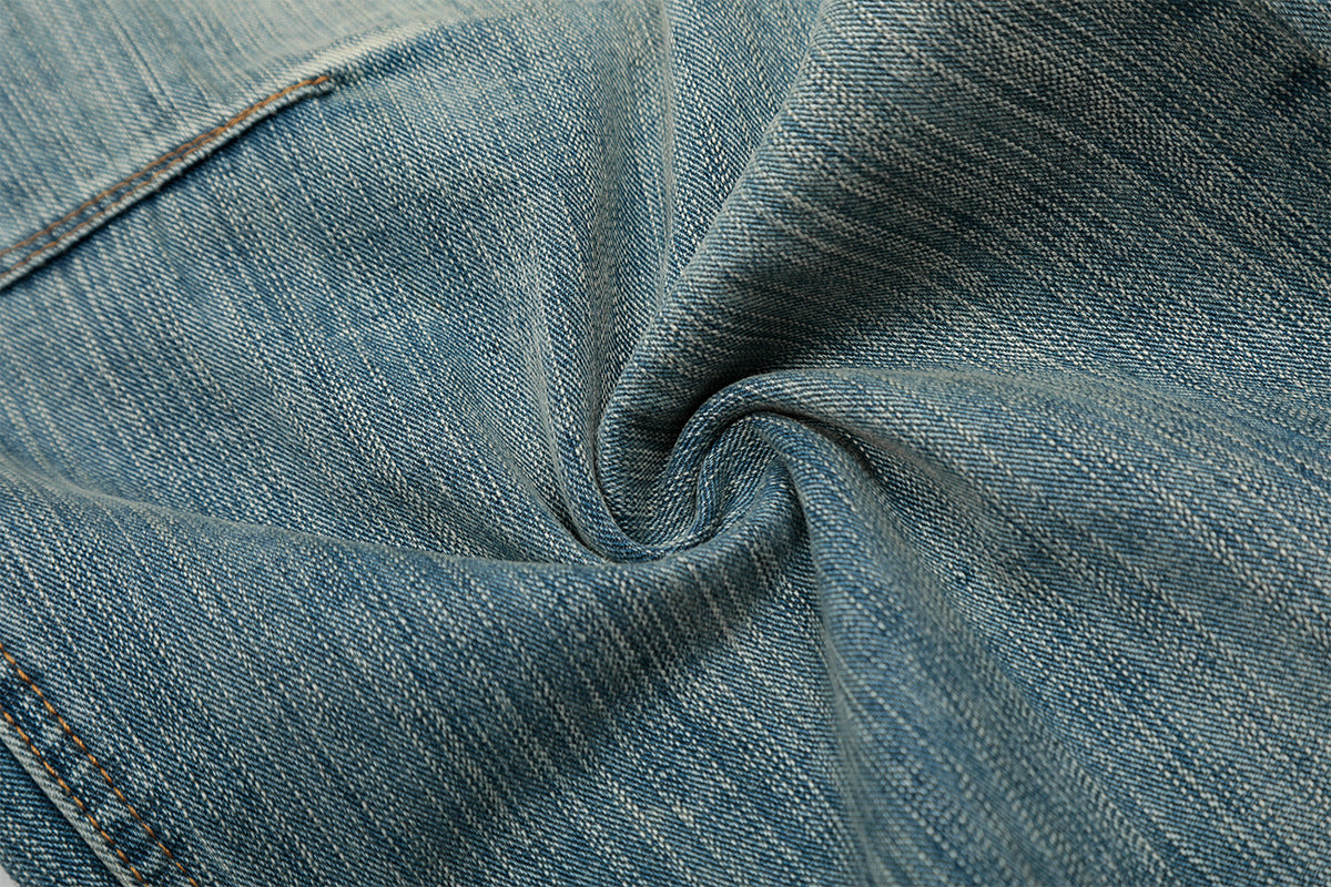 Washed Pleats Curved Denim Jeans