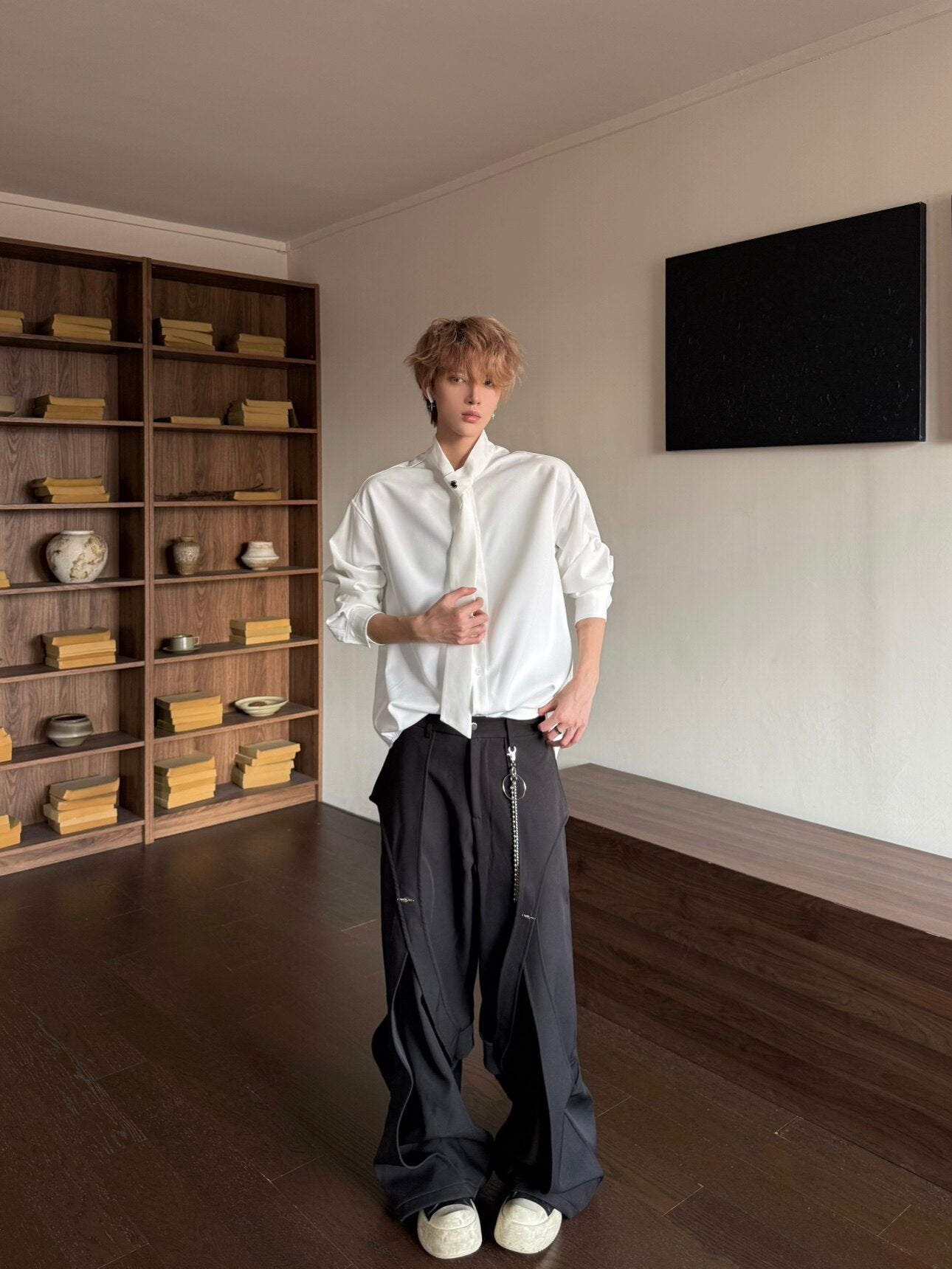 Camicia oversize a maniche lunghe con dettaglio cravatta