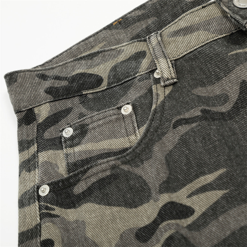 Camouflage Wide-Leg Cargo Jeans