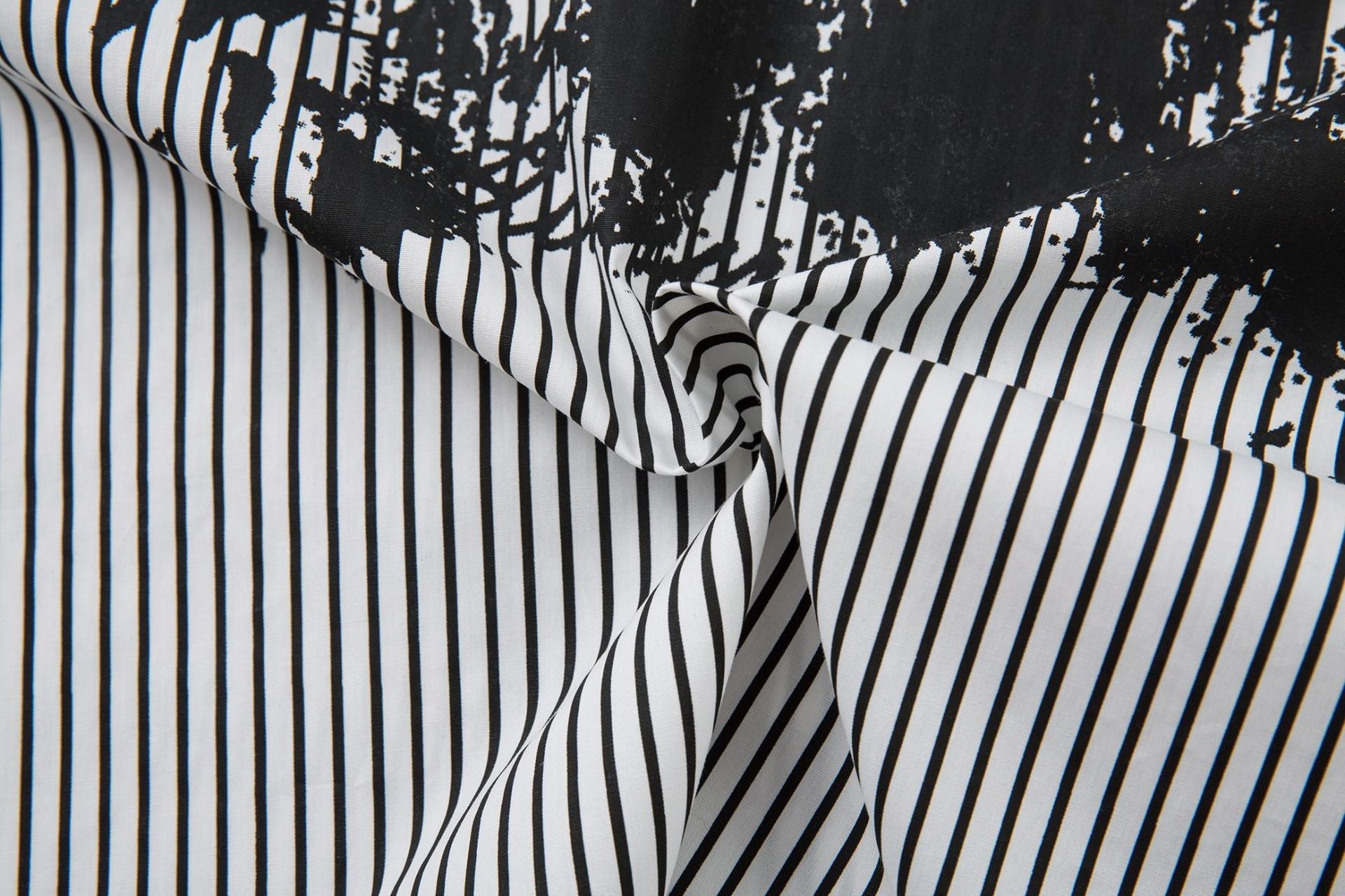 Fake Layered Stripe Graphic Print Long Sleeve Shirt