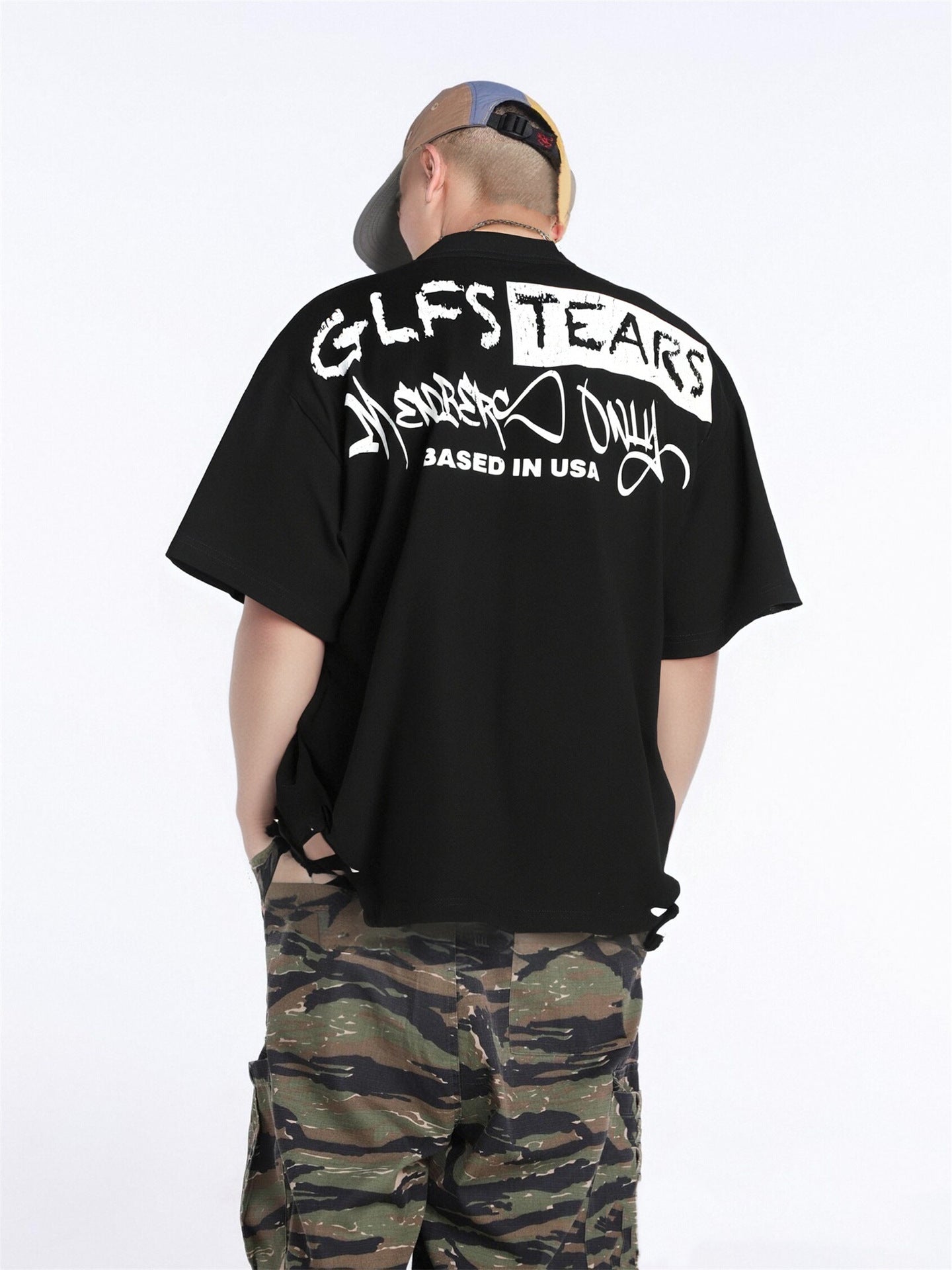 T-shirt grafica con scritta retrò a labbra