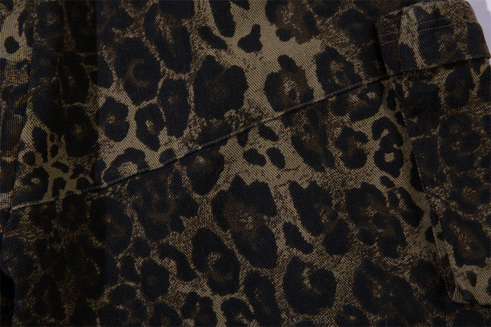 Cargo-Shorts mit Leopardenmuster
