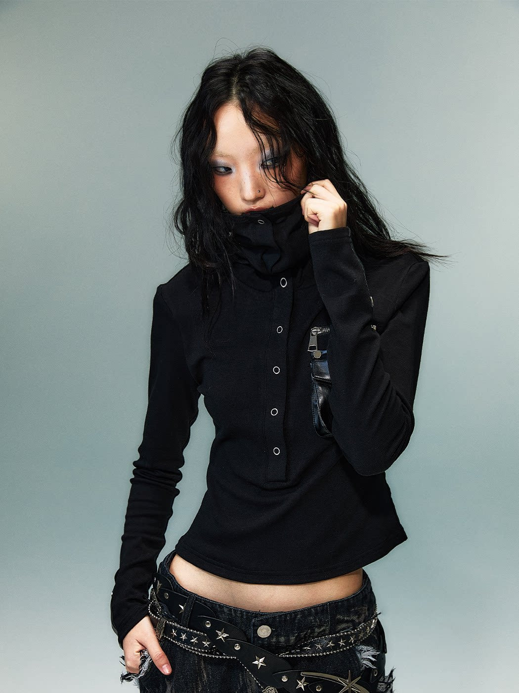 High-Neck Convertible Slim Knit Long Sleeve Shirt