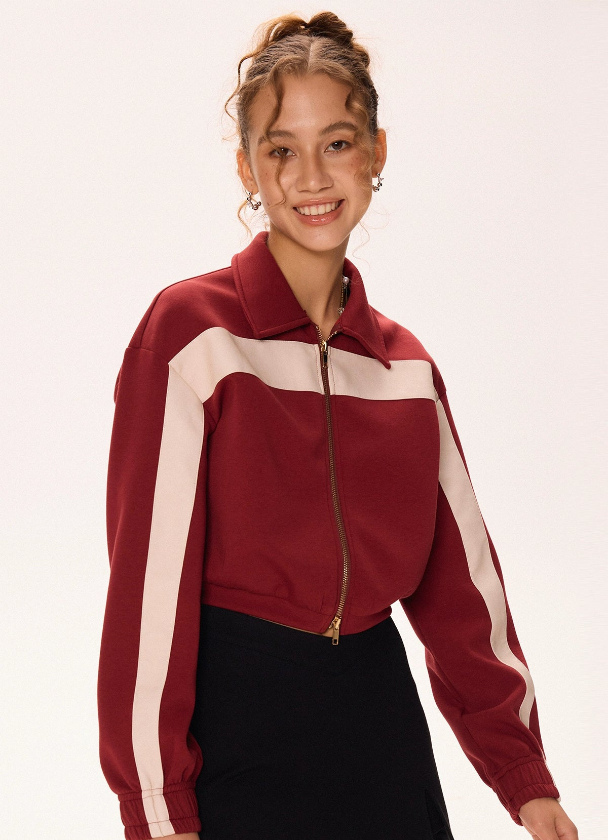 Chaqueta corta Crimson Stride