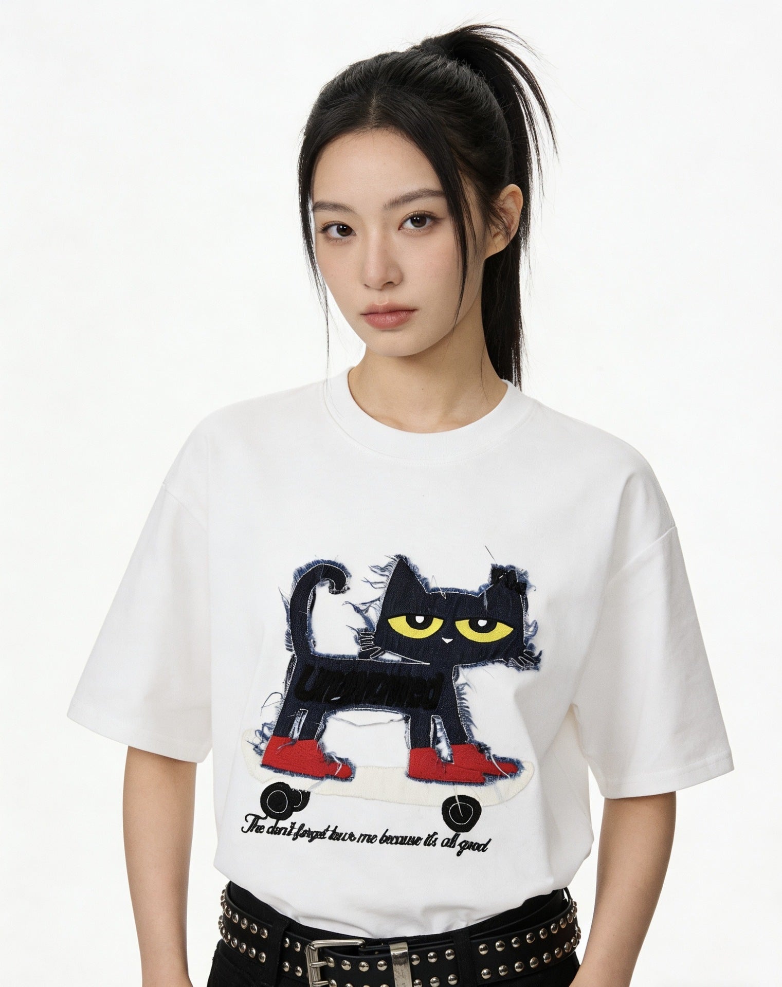 Cat Applique Embroidery Short Sleeve T-Shirt