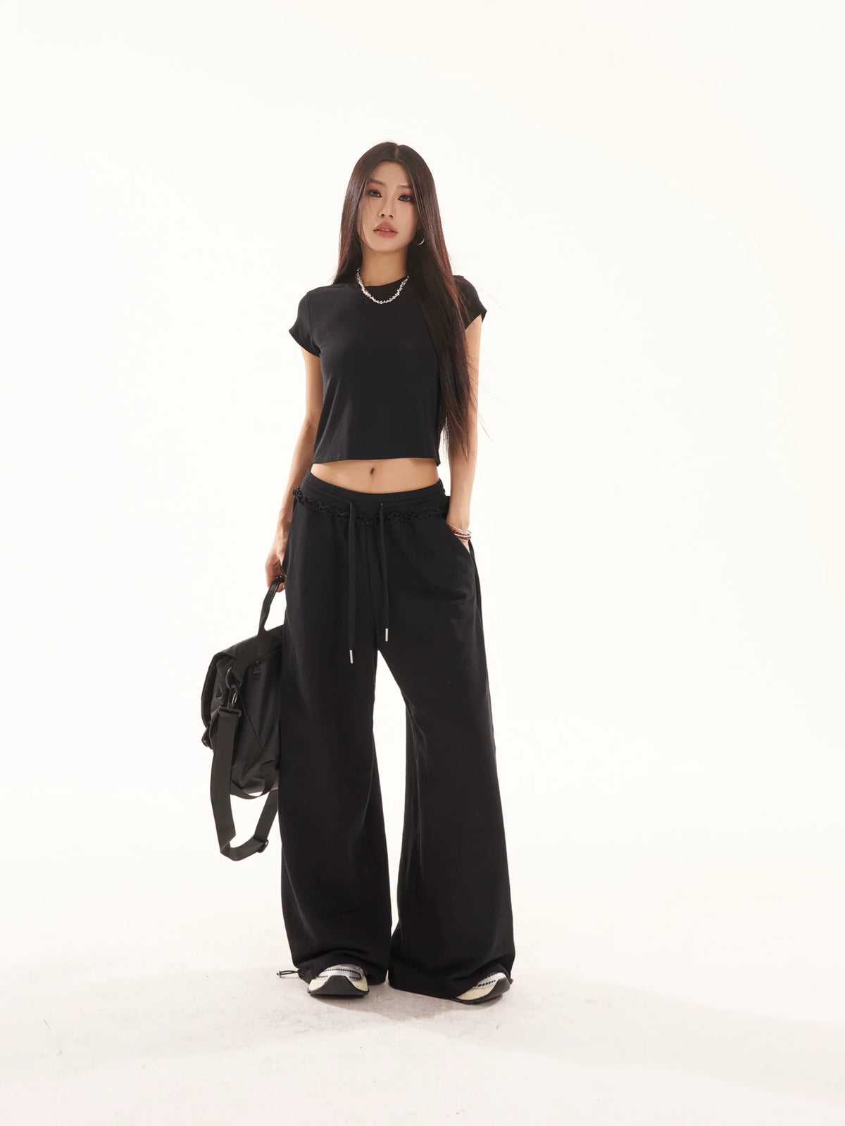 Cropped Round Neck Short Sleeve T-Shirt