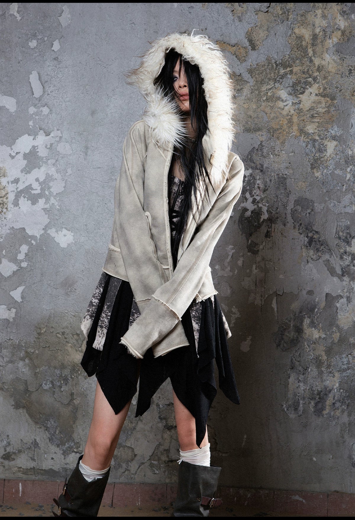 Fake Fur Collar Distressed Short Jacket