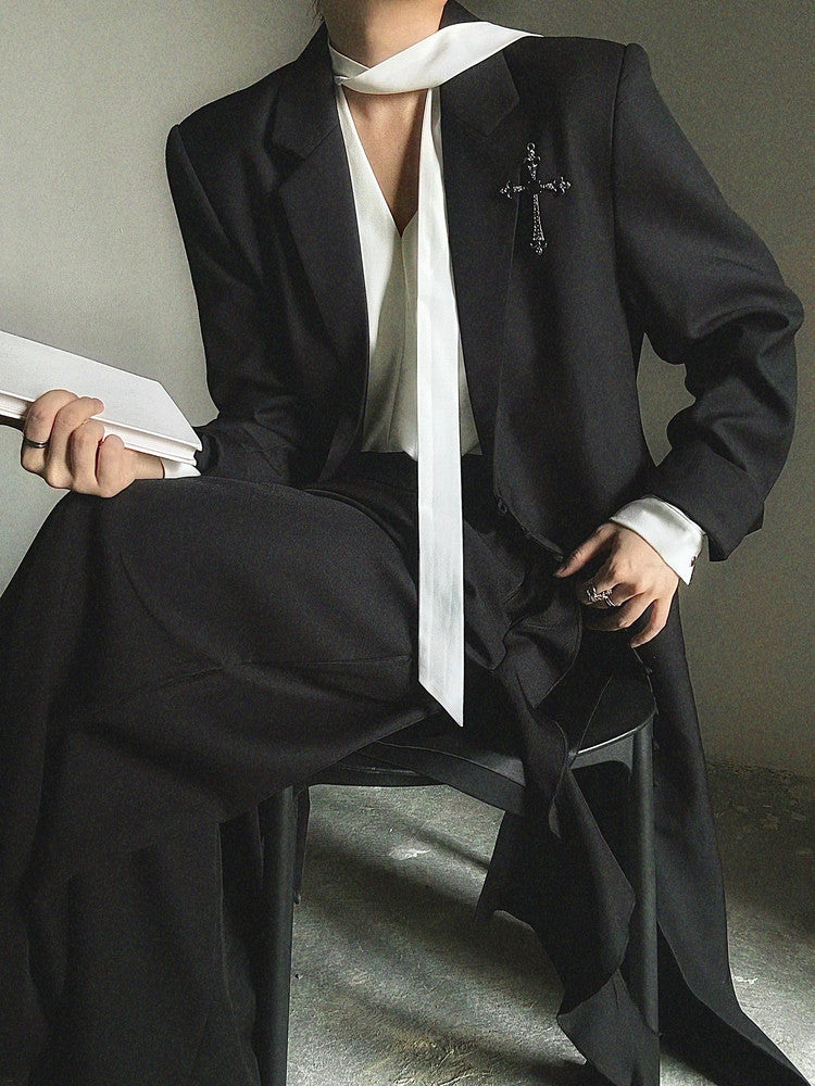 Camicia a maniche lunghe con scollo a V e drappeggio